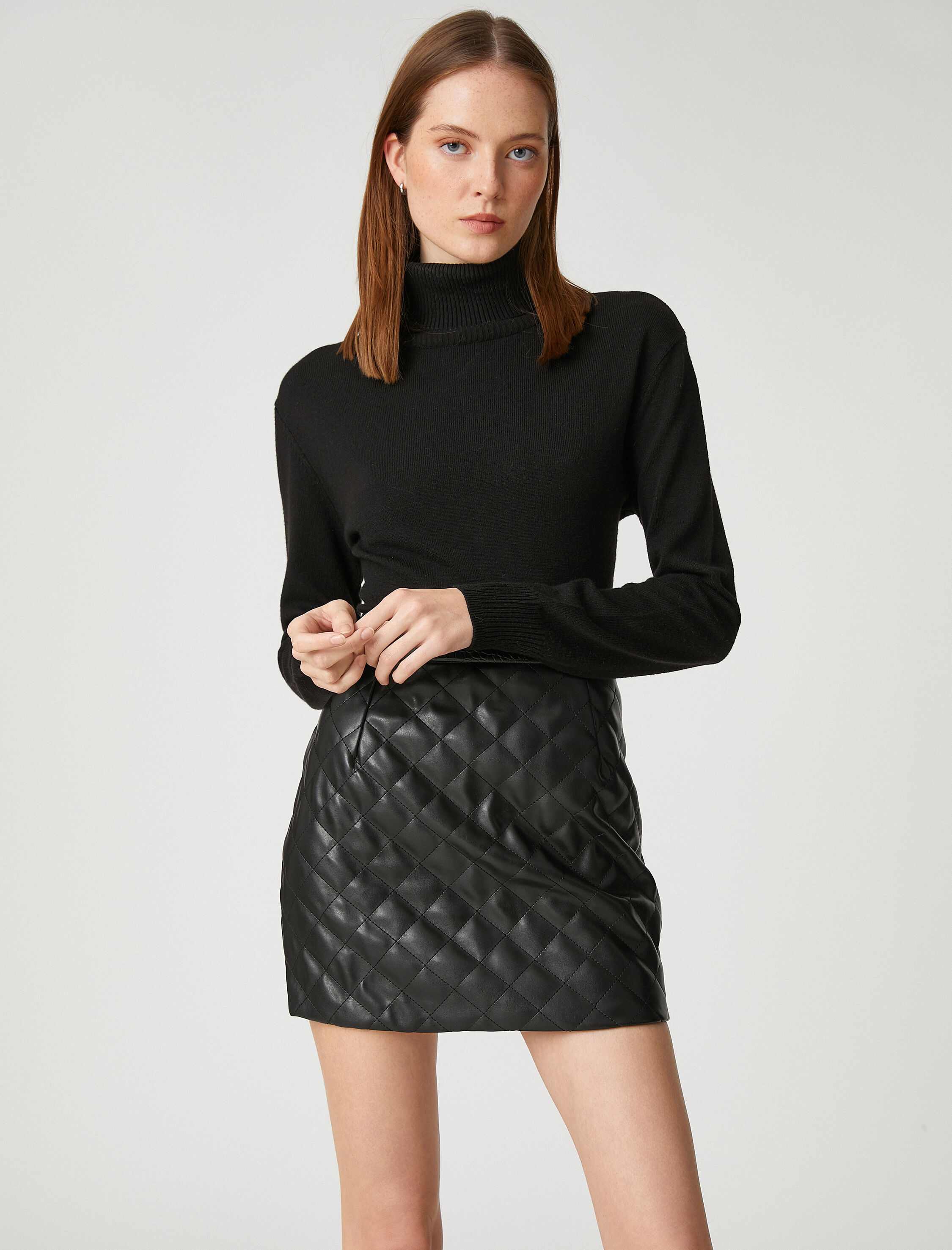   Suni Deri Kapitone Mini Etek