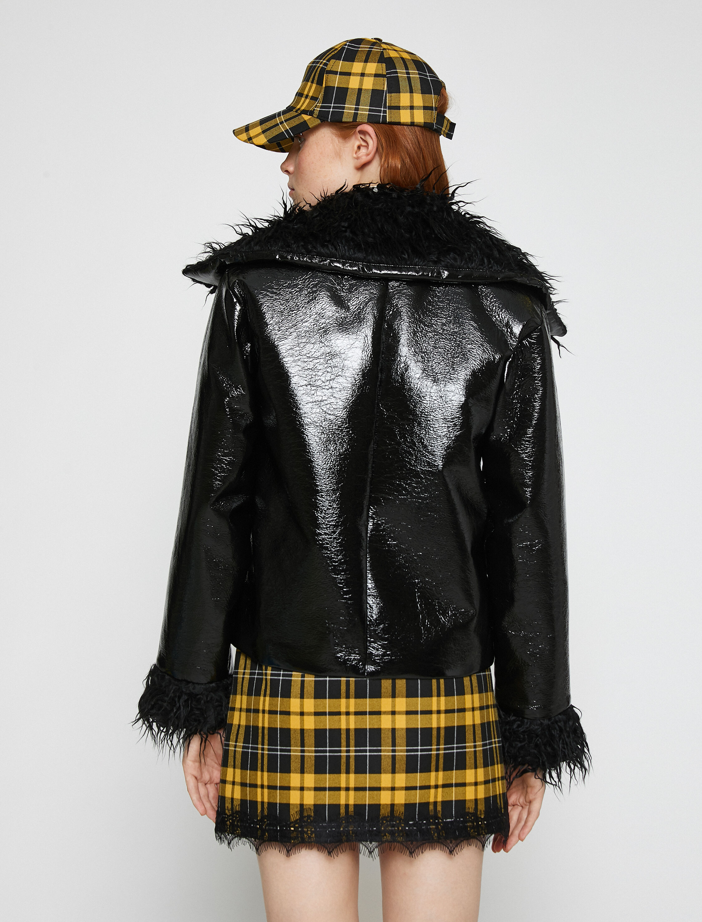   Deri Görünümlü Ceket Suni Kürk Detaylı