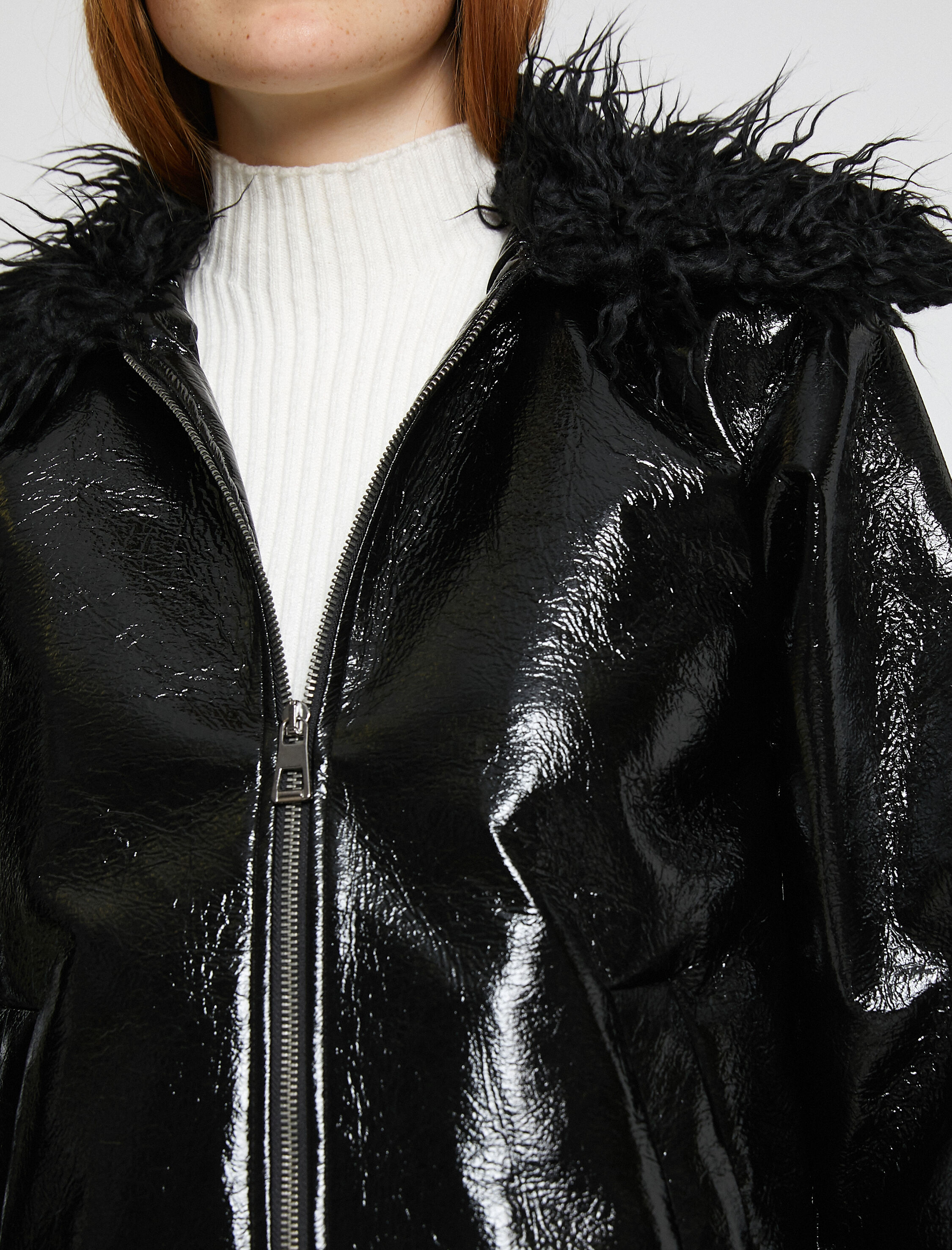   Deri Görünümlü Ceket Suni Kürk Detaylı