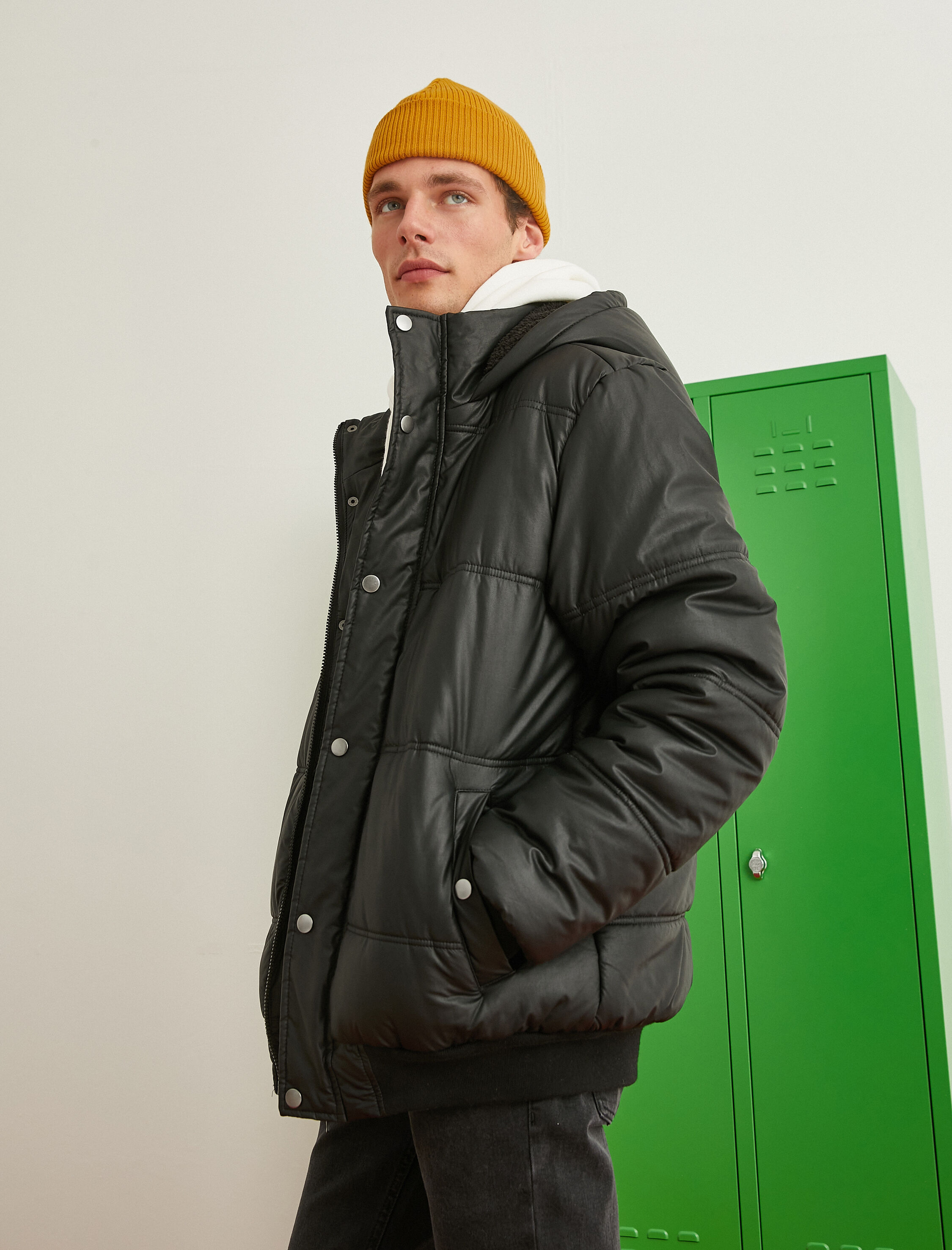   Kapşonlu Şişme Mont Su Geçirmez