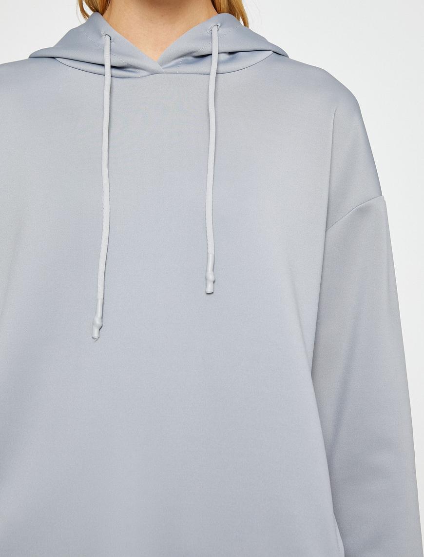   Oversize Kapüşonlu Sweatshirt Kanguru Cepli İpeksi Dokulu
