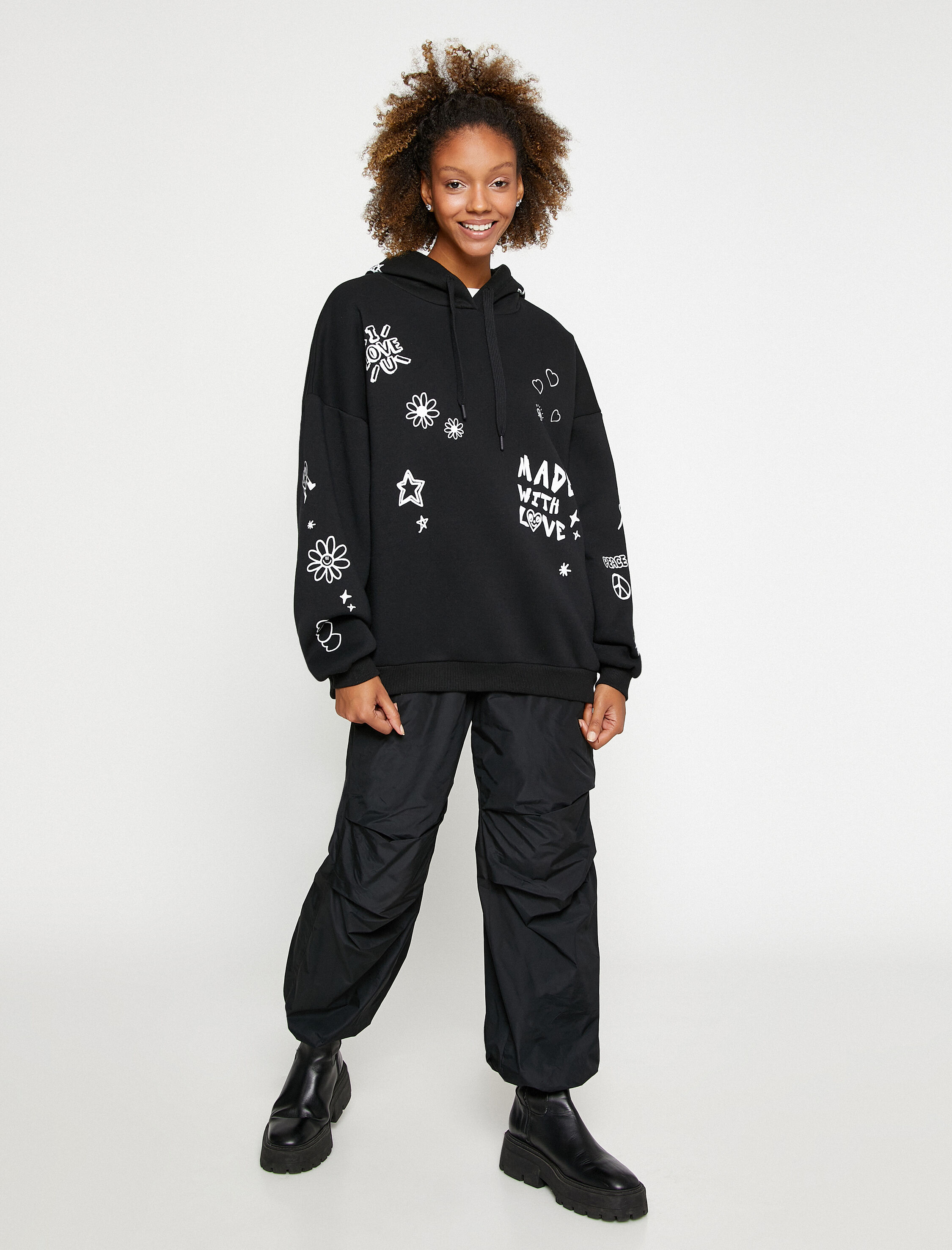   Kapüşonlu Sweatshirt Baskılı Uzun Kollu Rahat Kesim İçi Polarlı