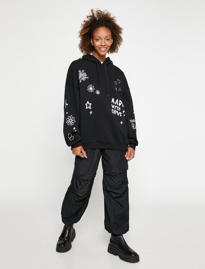  Kapüşonlu Sweatshirt Baskılı Uzun Kollu Rahat Kesim İçi Polarlı