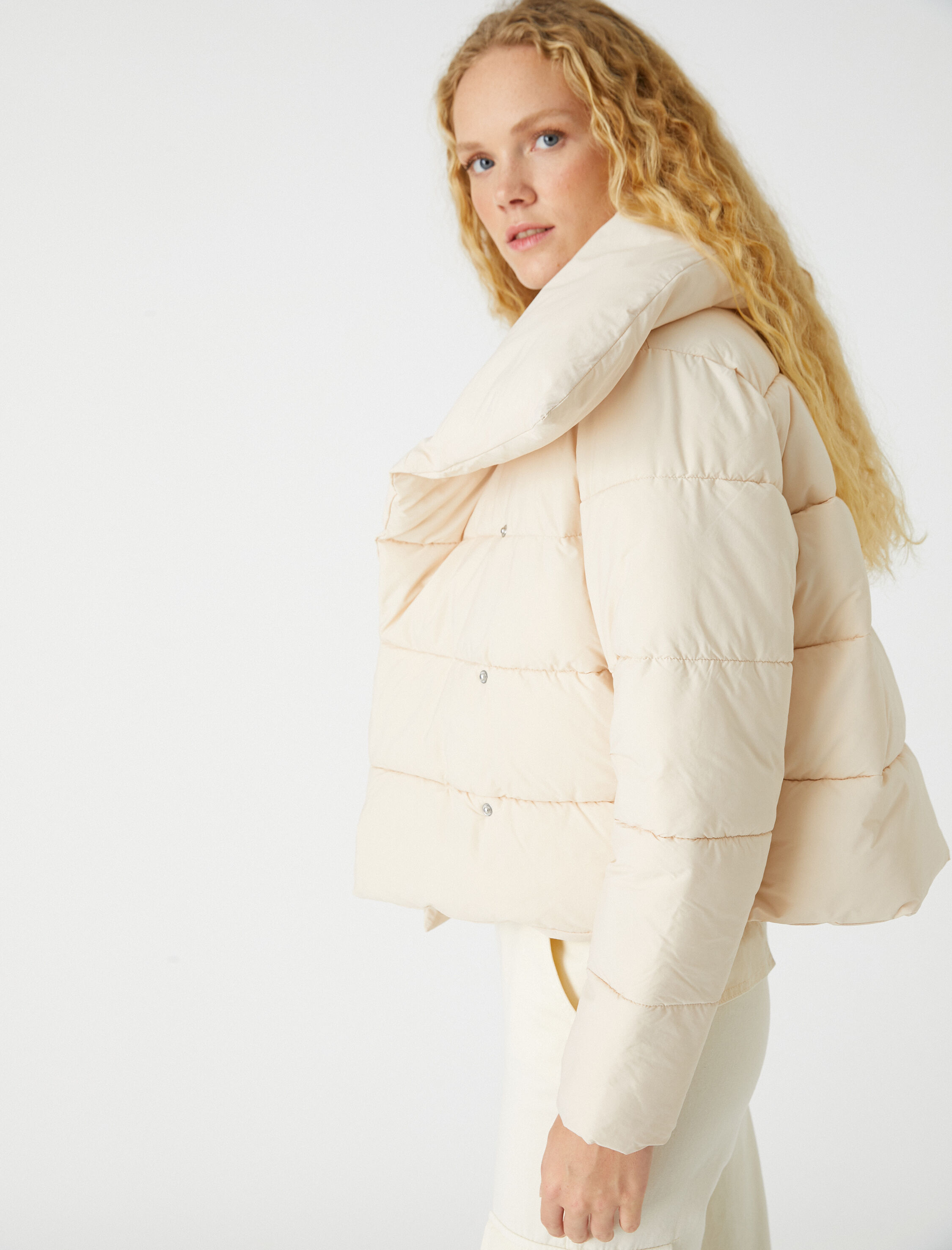 Kısa Şişme Mont Çıtçıtlı