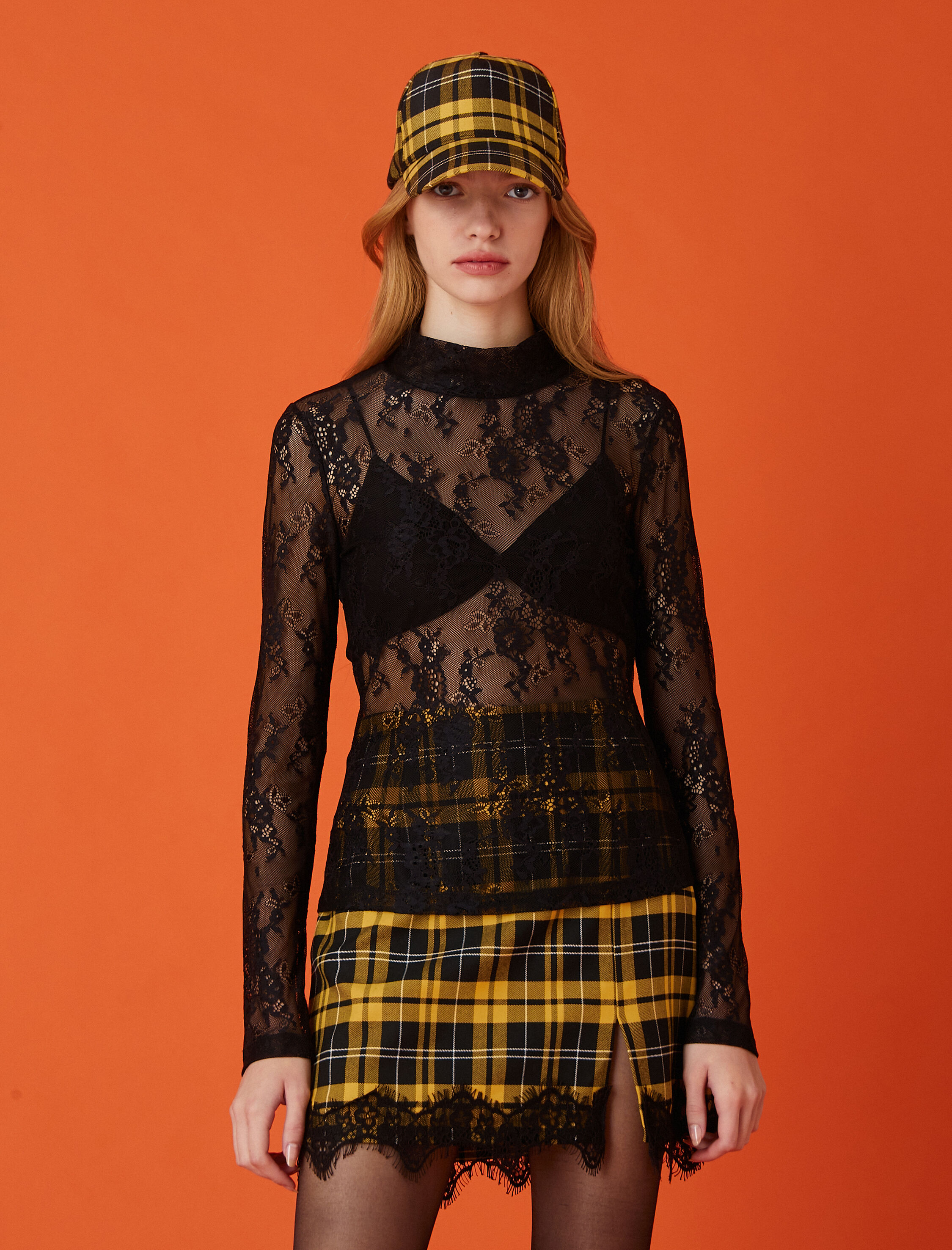   Dik Yaka Dantel Bluz