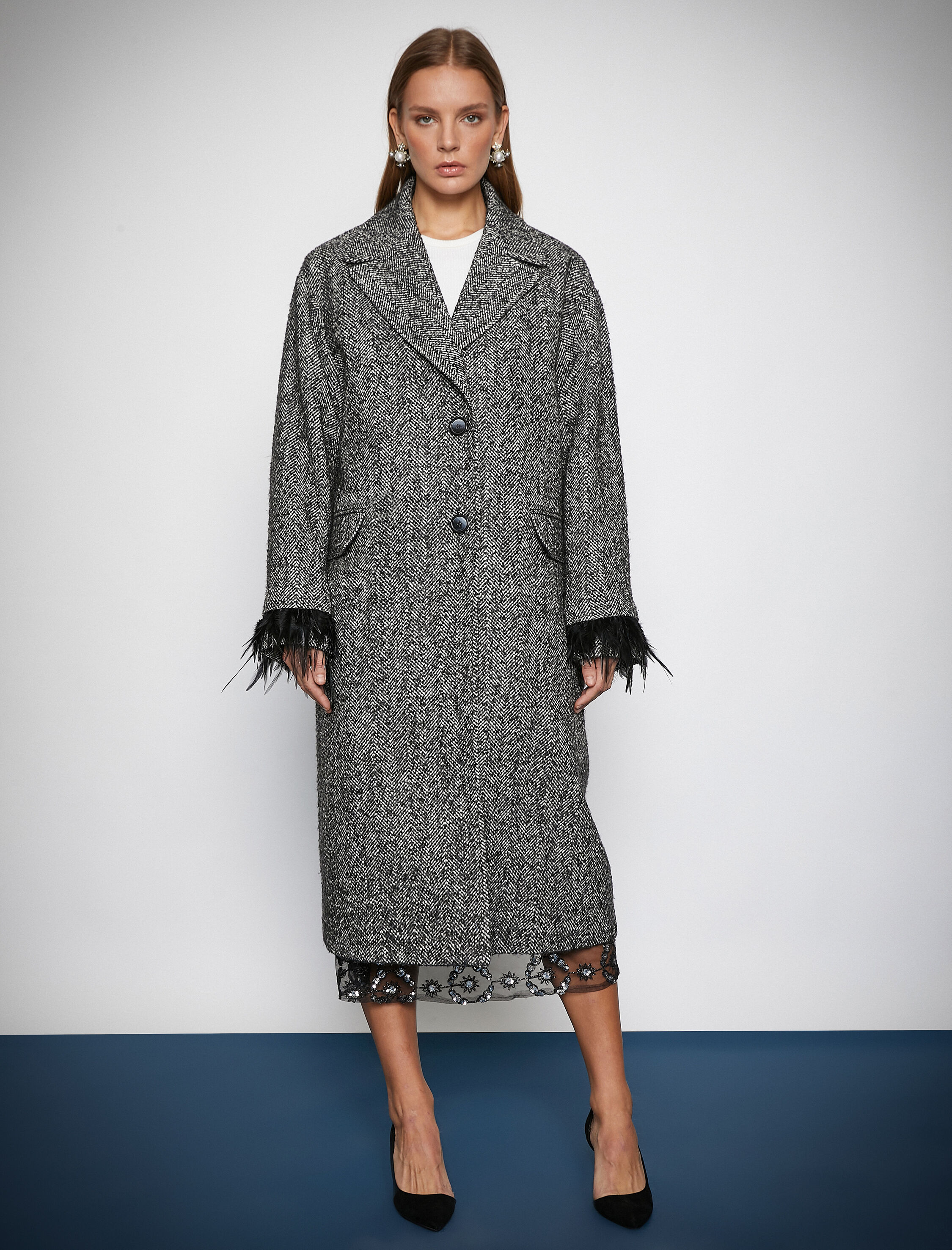   Melis Ağazat X Koton - Tül Detaylı Uzun Kaşe Kaban