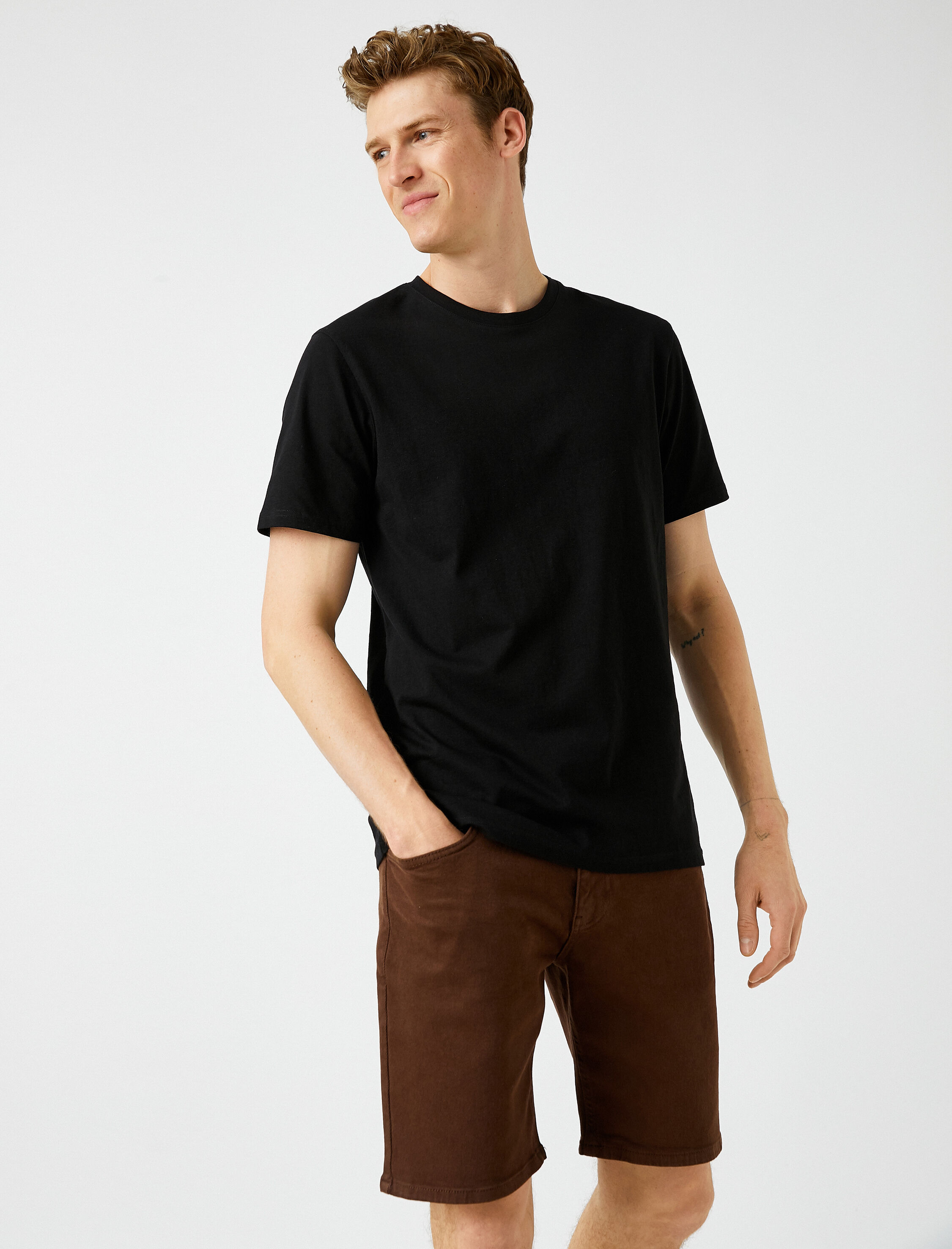   Bisiklet Yaka Basic Tişört