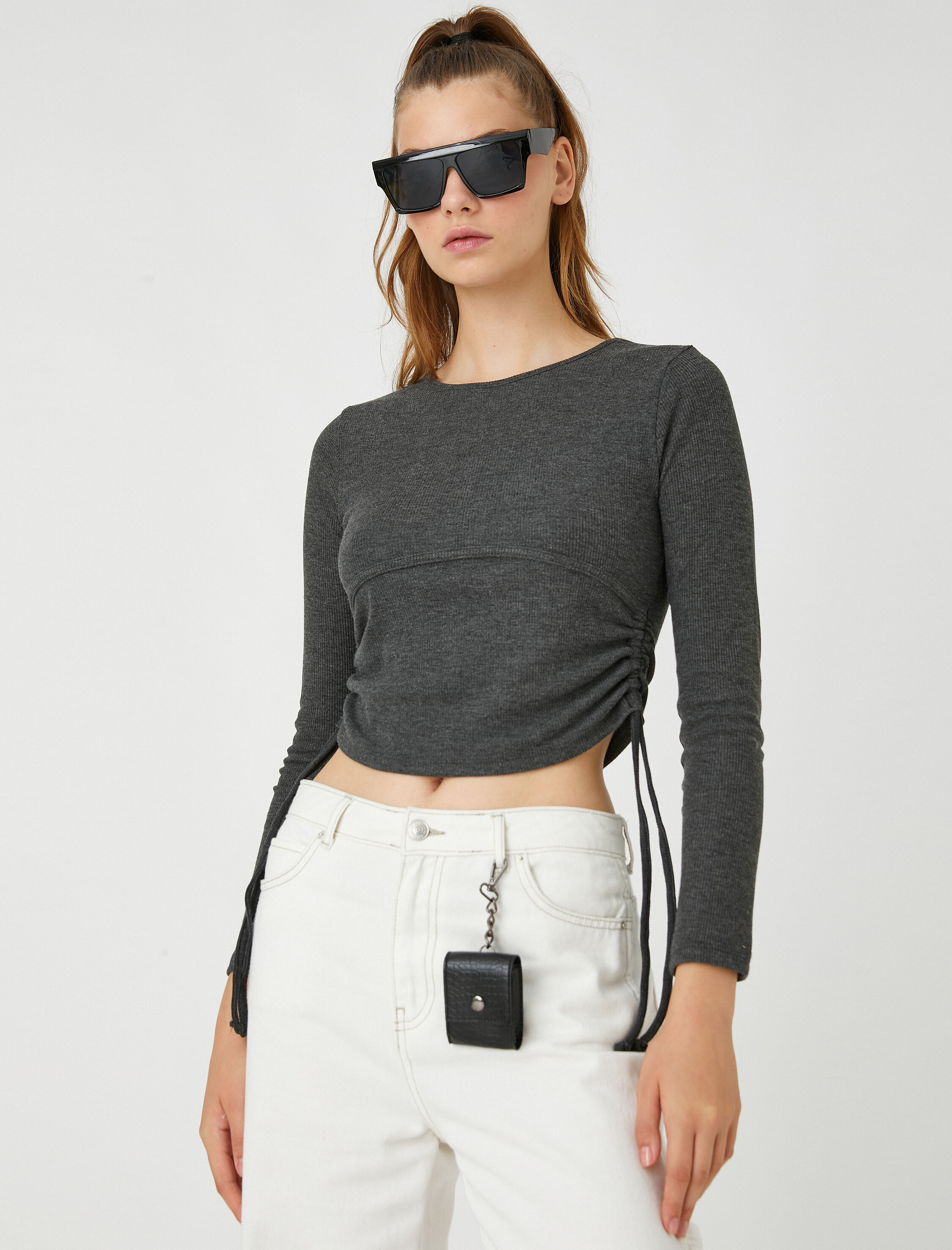   Uzun Kollu Tişört Crop Büzgülü