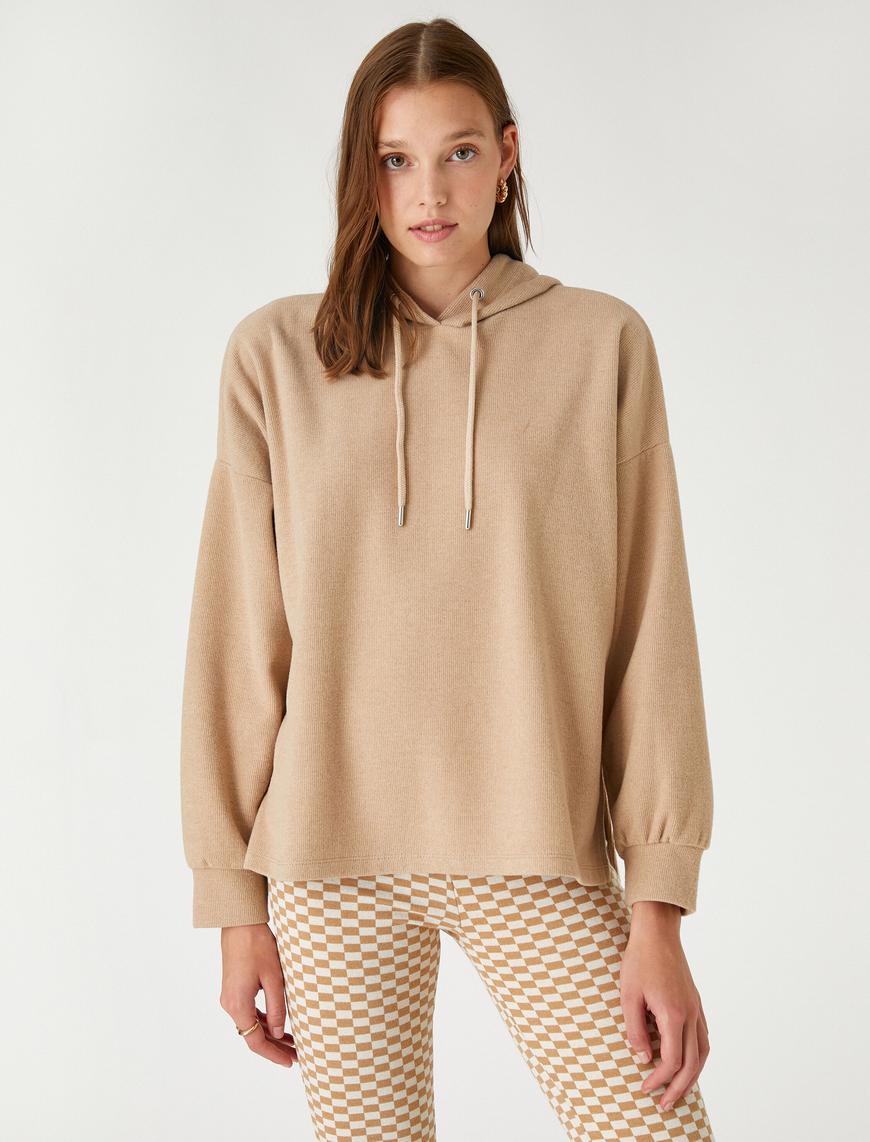   Kapüşonlu Sweatshirt Yırtmaç Detaylı