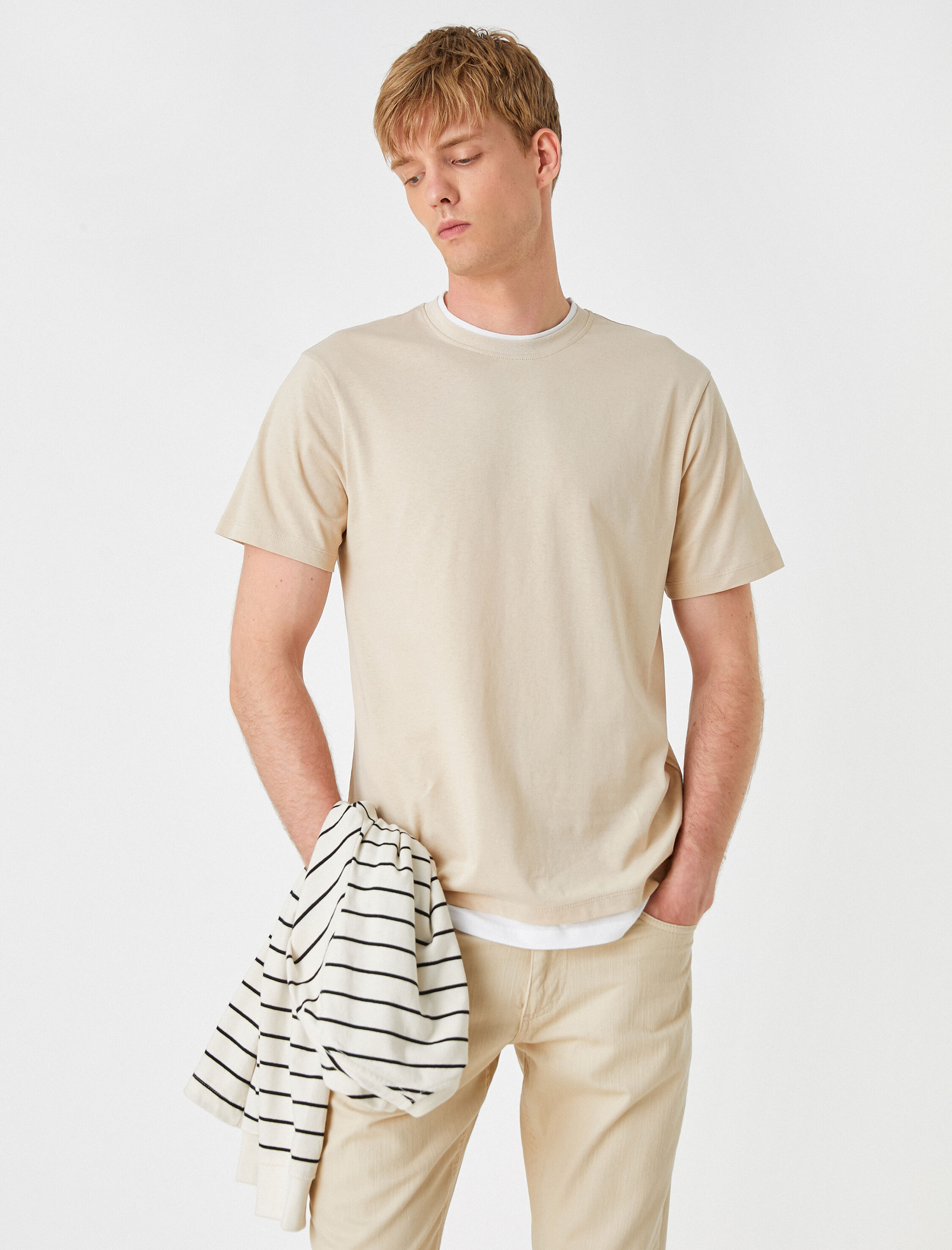 Standart Fit Basic Tişört