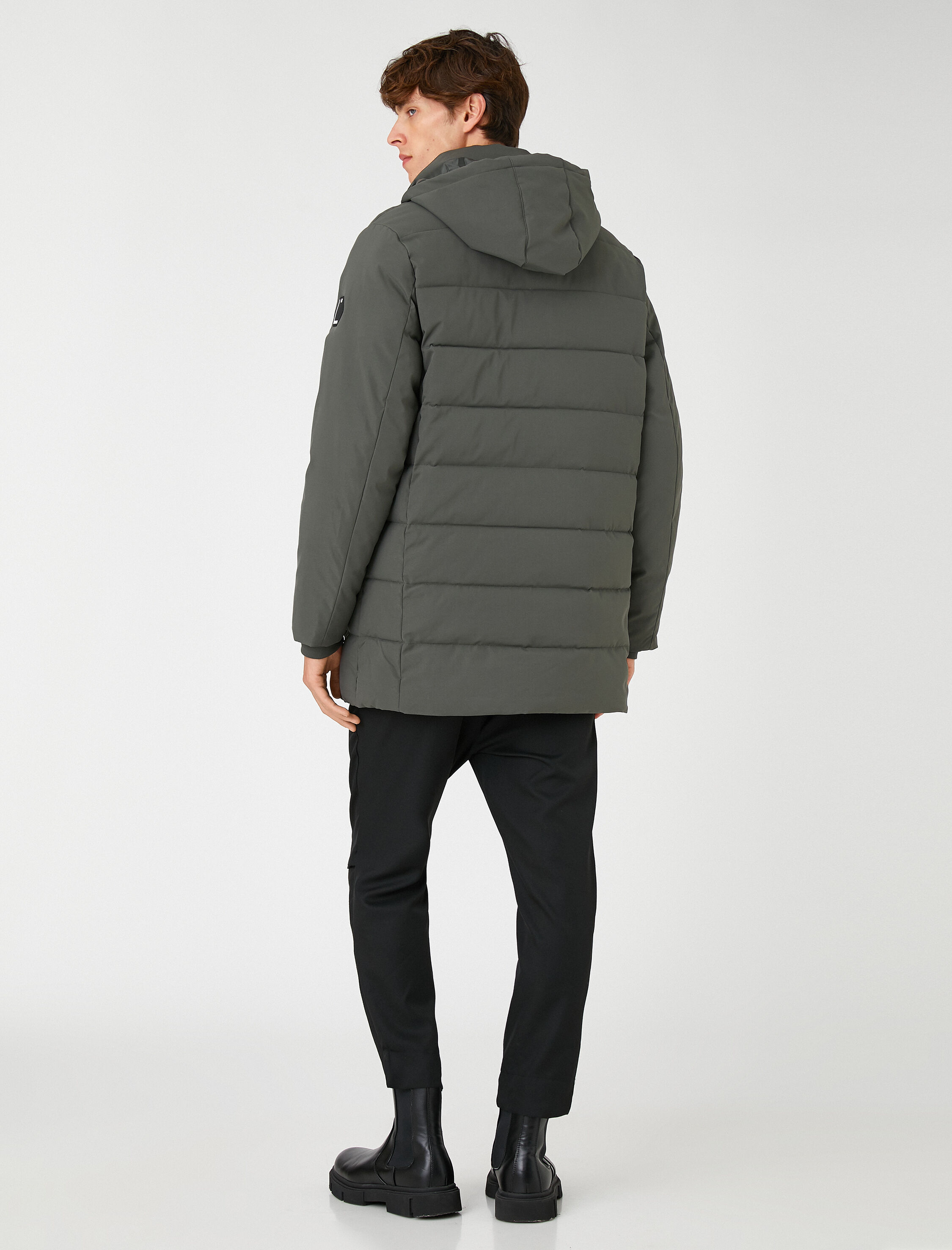   Anorak Şişme Mont Kapşonlu Cep Detaylı Su Geçirmez