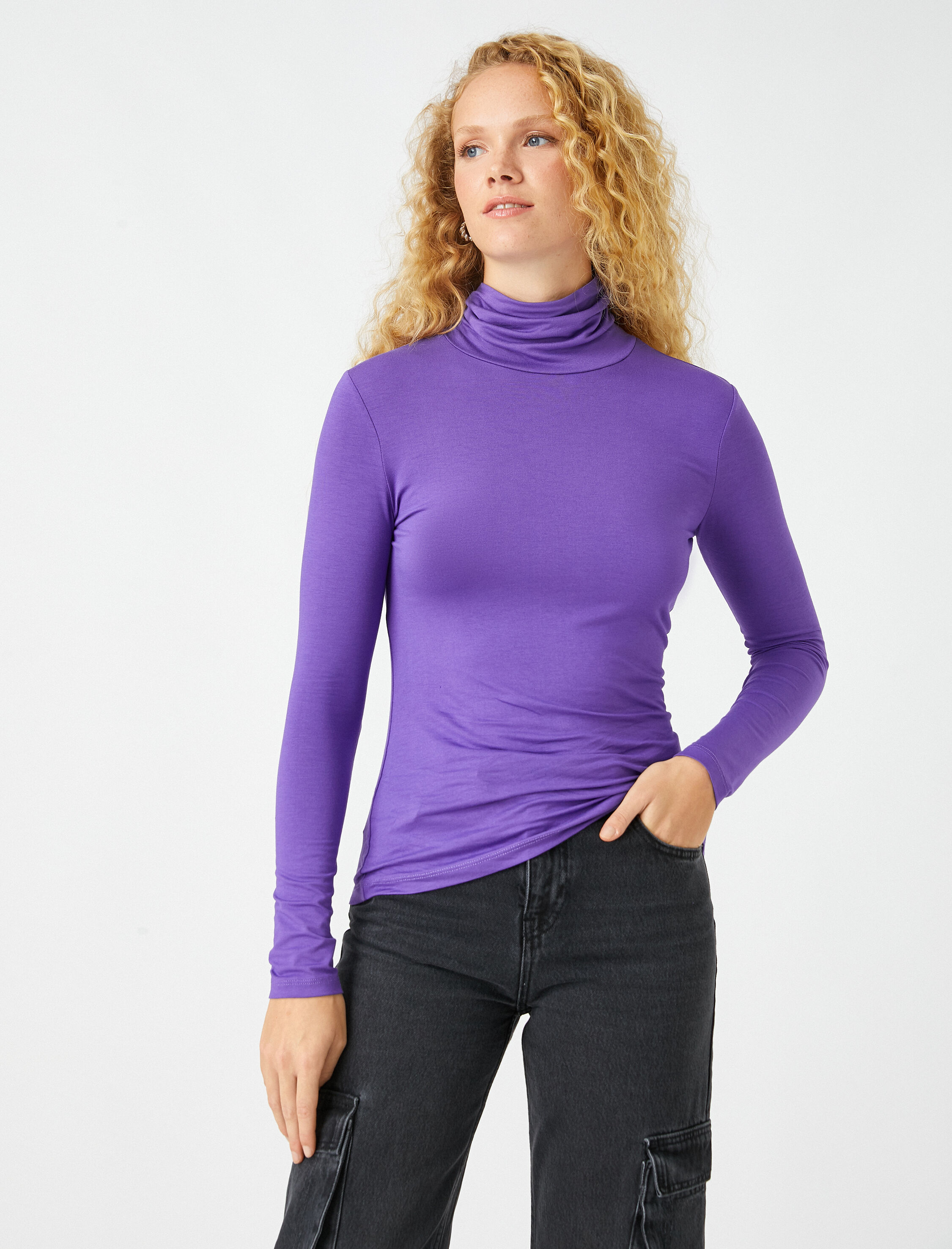   Boğazlı Tişört Uzun Kollu