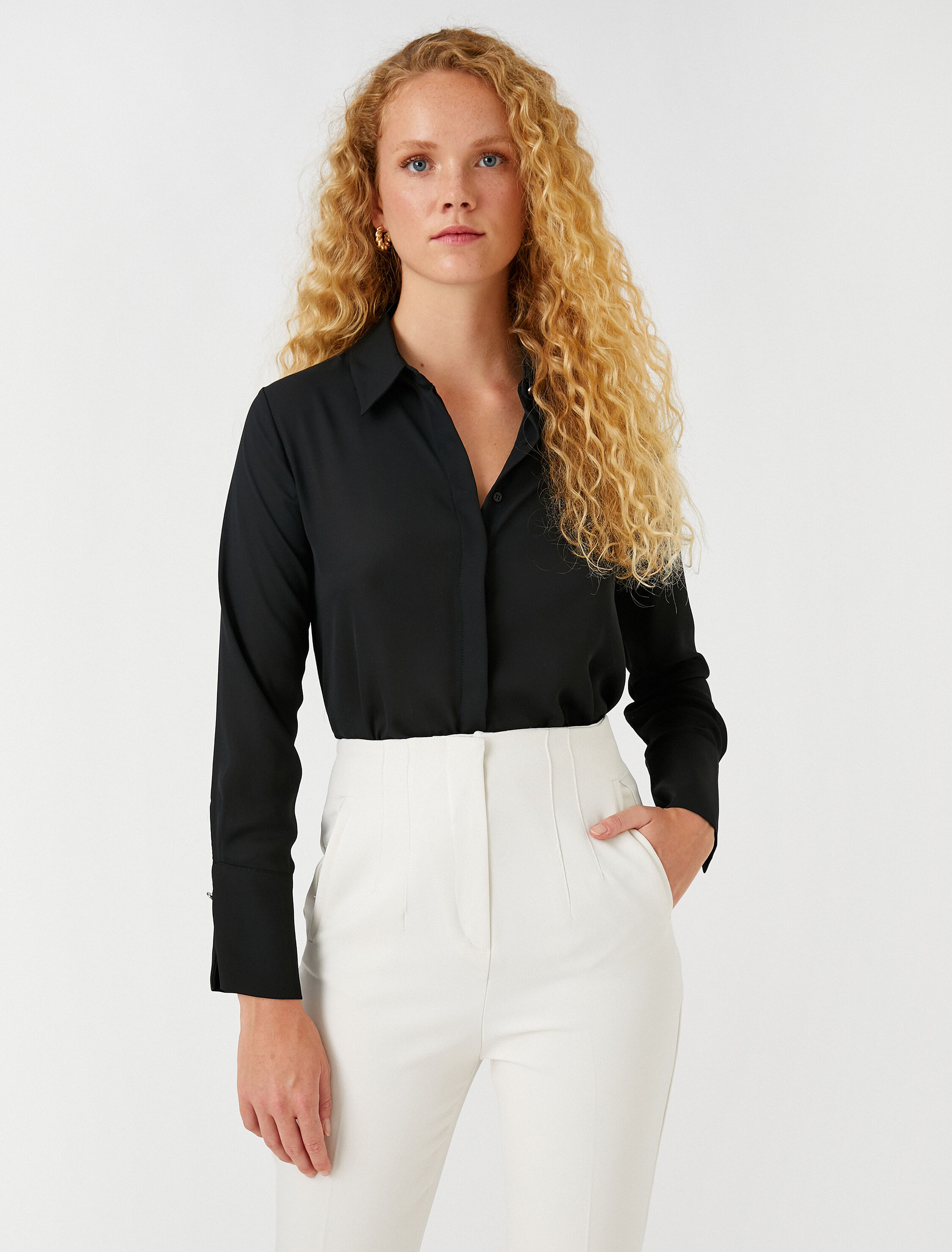   Kol Detaylı Gömlek