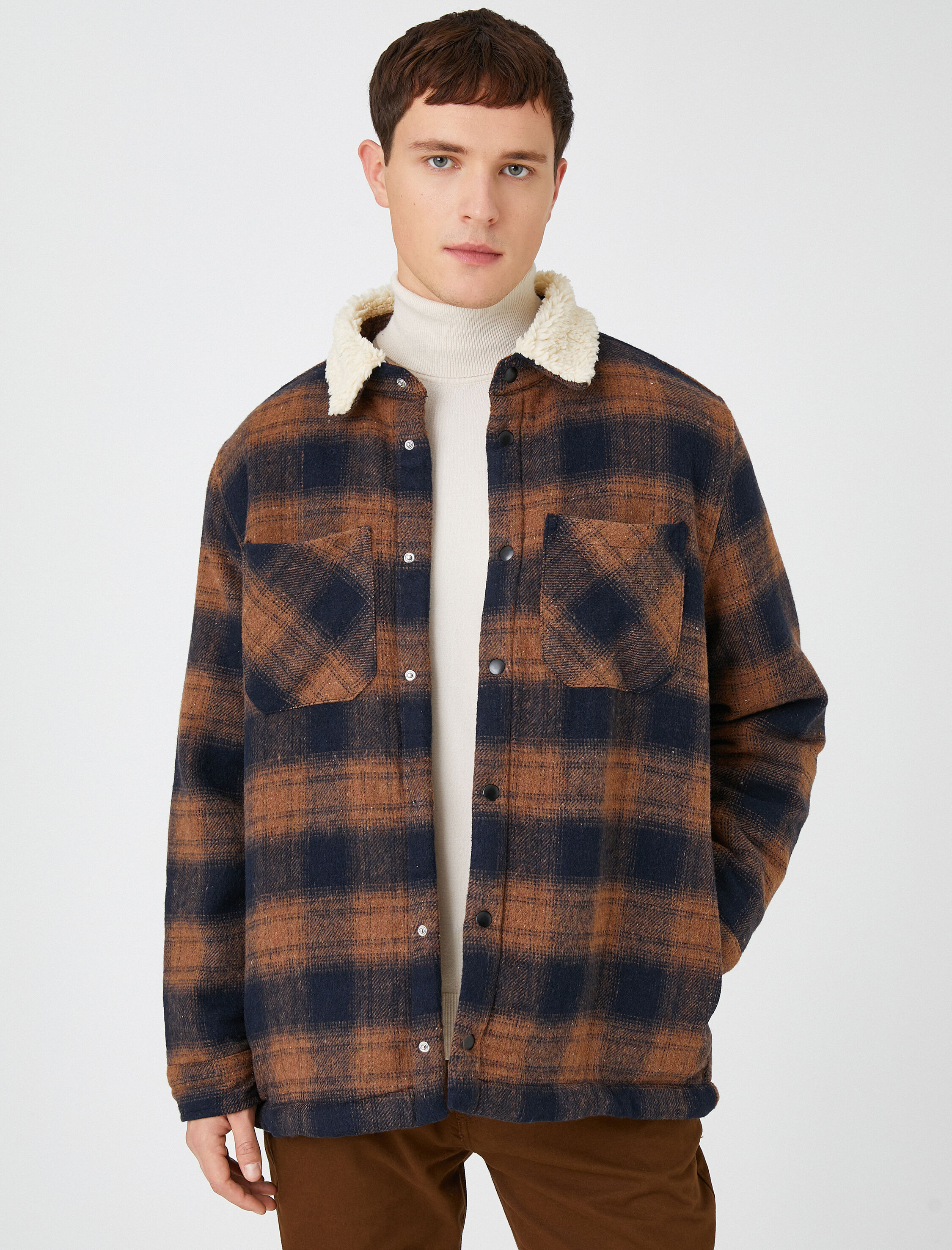   Oduncu Gömlek Ceket Yaka Detaylı Cepli Çıtçıtlı