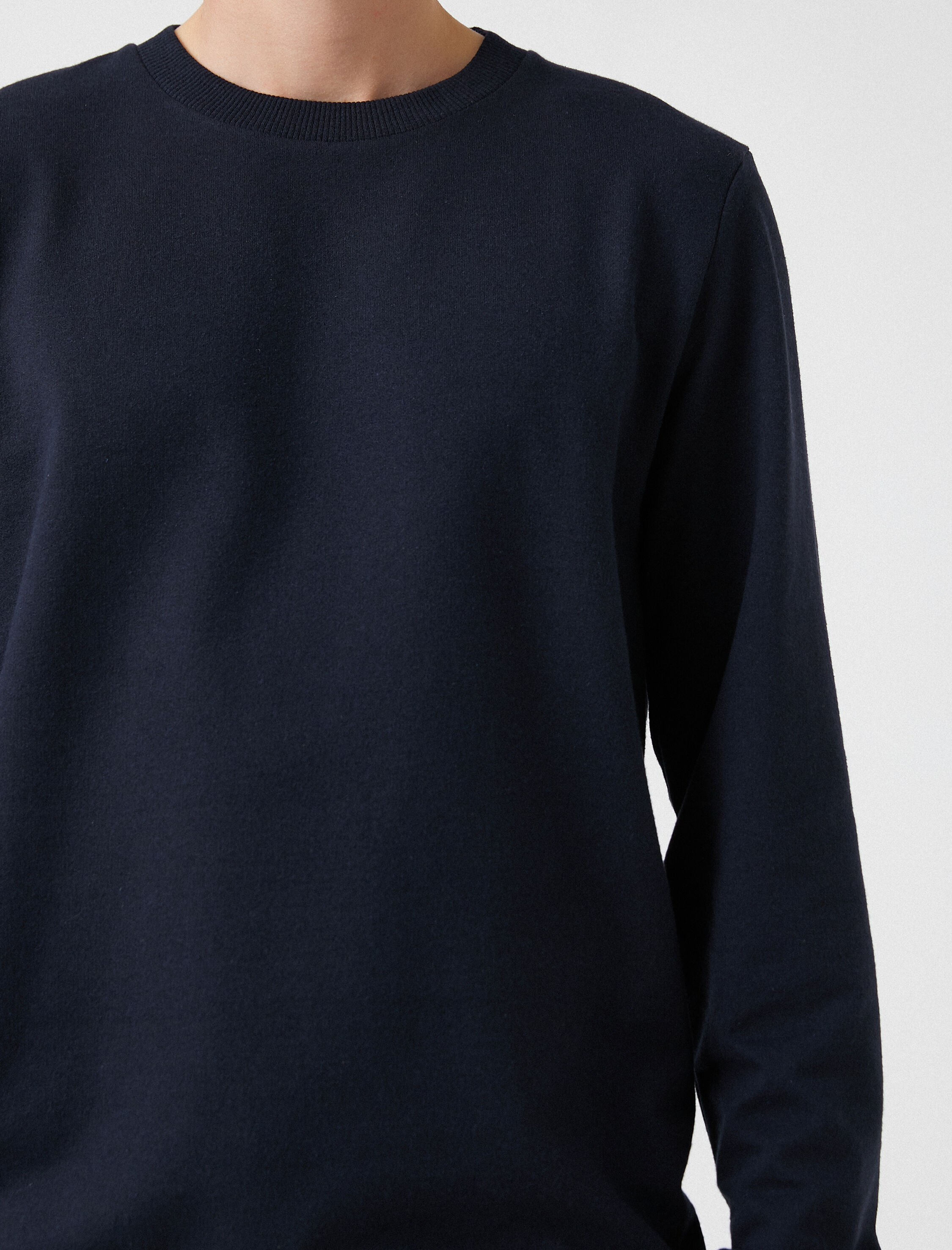 Basic Sweatshirt