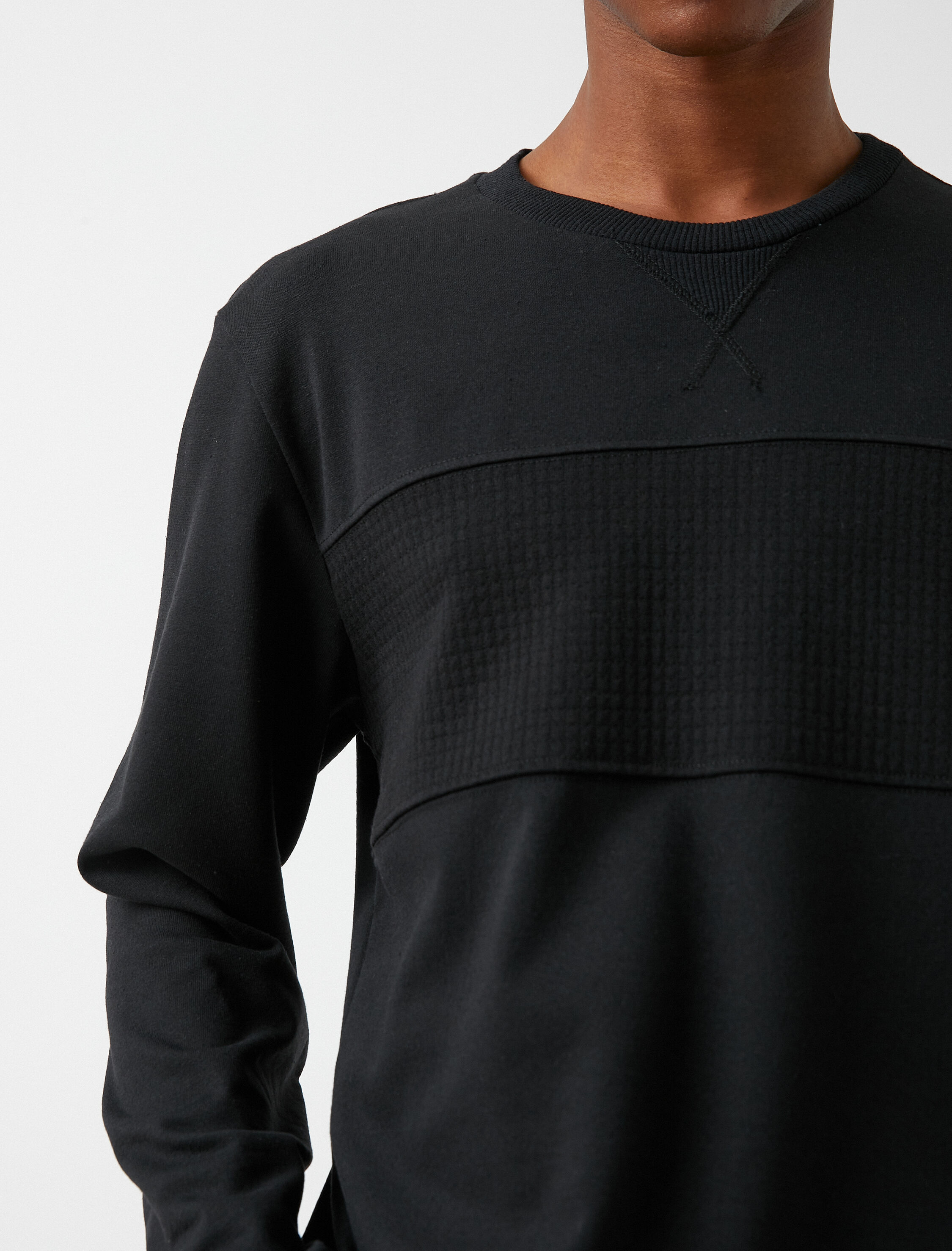   Bisiklet Yaka Sweatshirt Dokulu Şardonlu