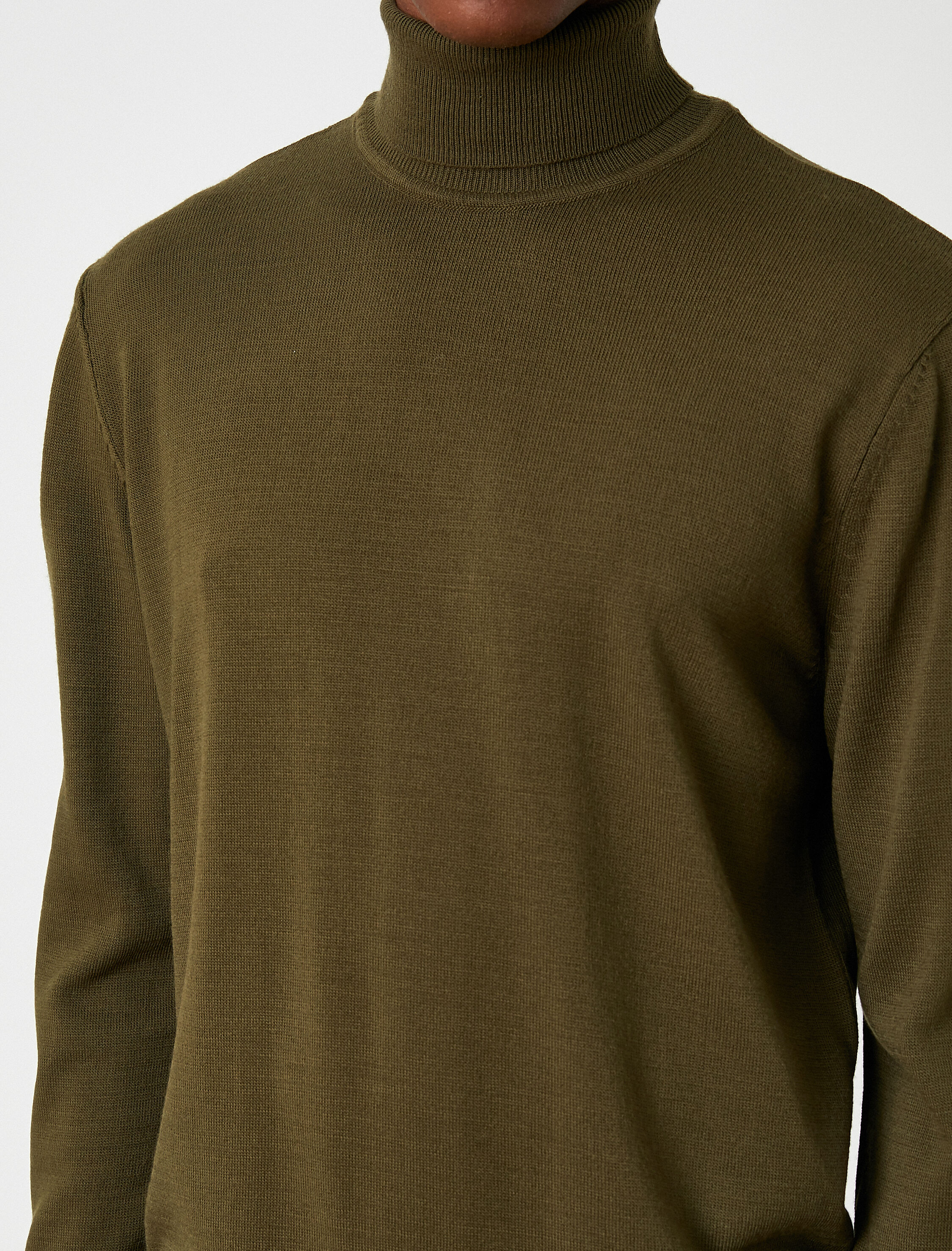   Basic Boğazlı Kazak