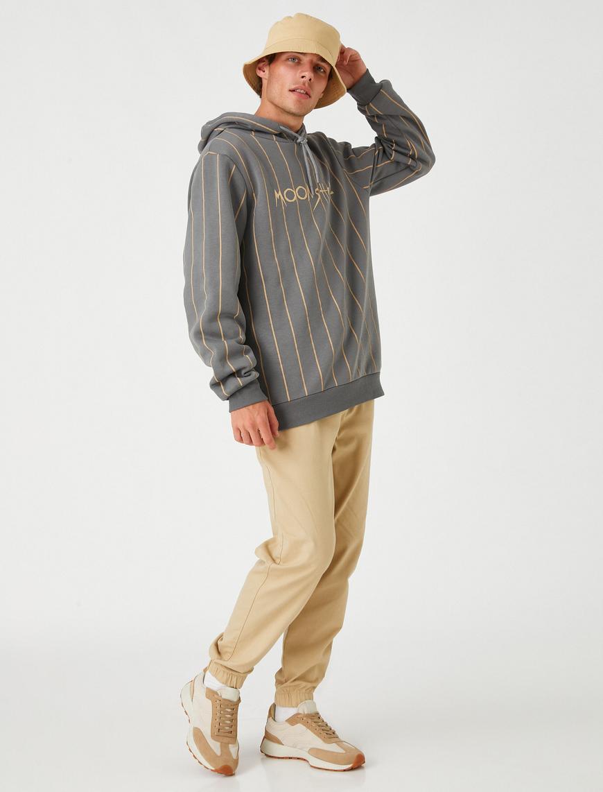   Baskılı Kapşonlu Sweatshirt Şardonlu
