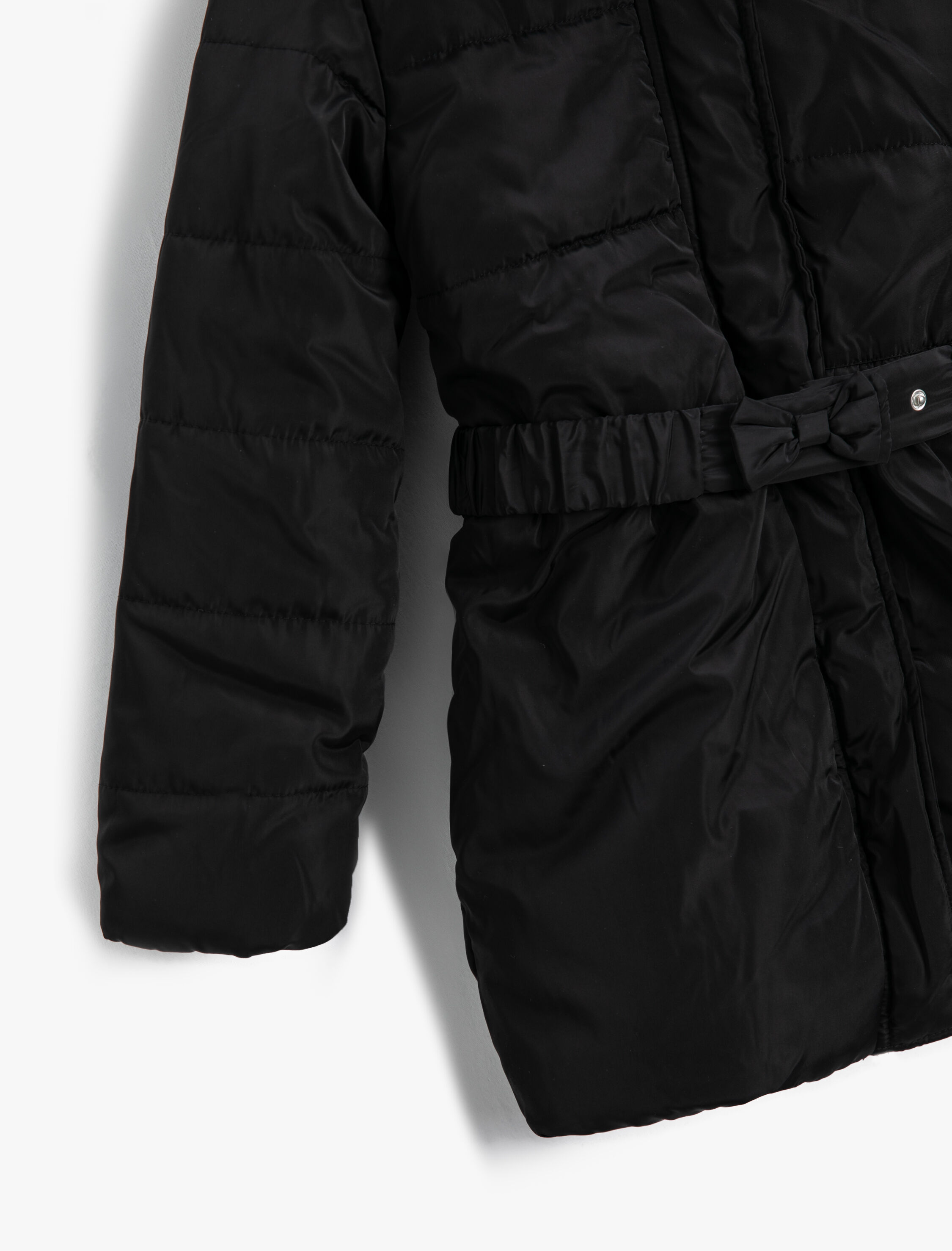  Kız Çocuk Uzun Şişme Mont Suni Kürk Detaylı