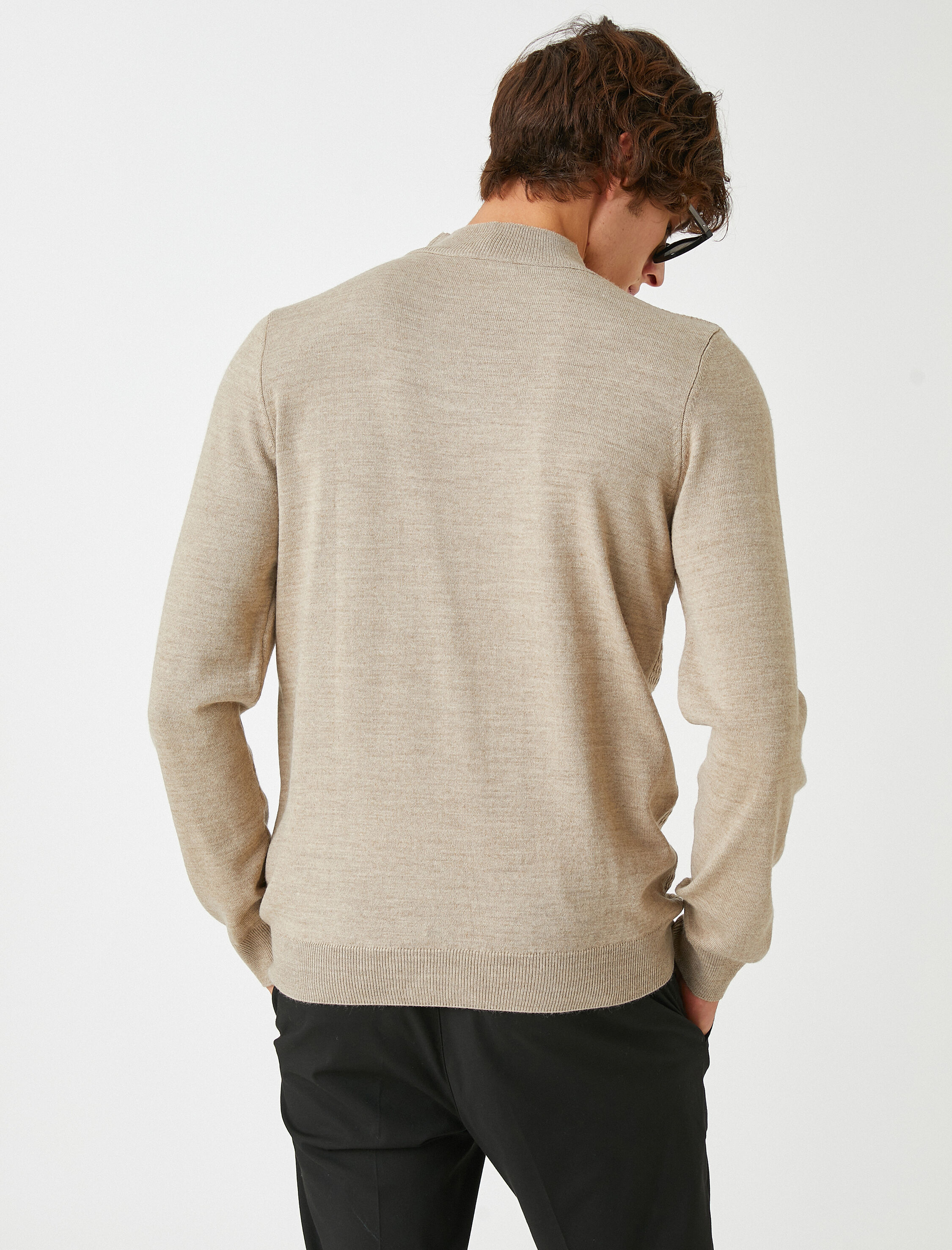   Basic Triko Kazak Yarım Balıkçı Yaka