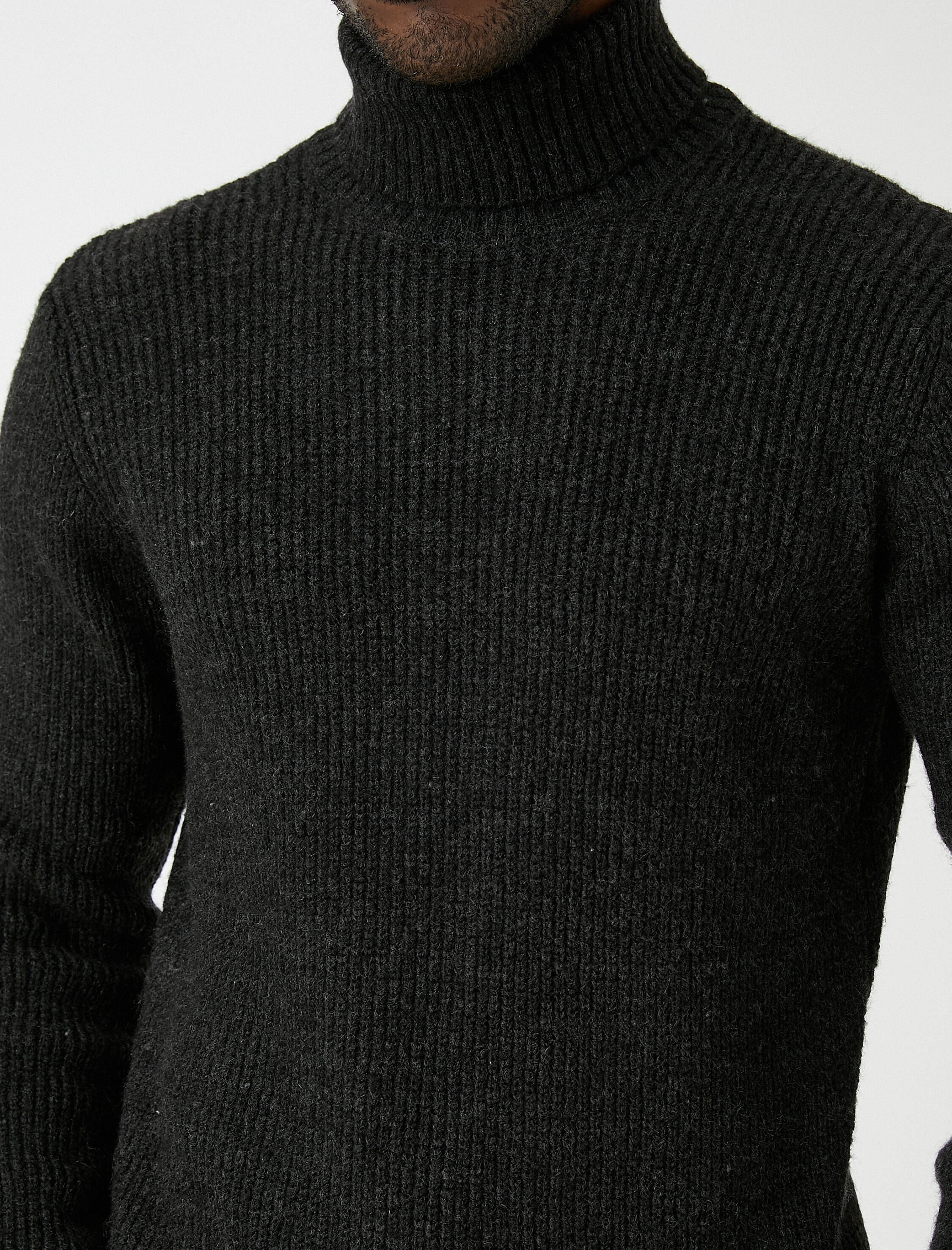   Basic Triko Kazak Balıkçı Yaka