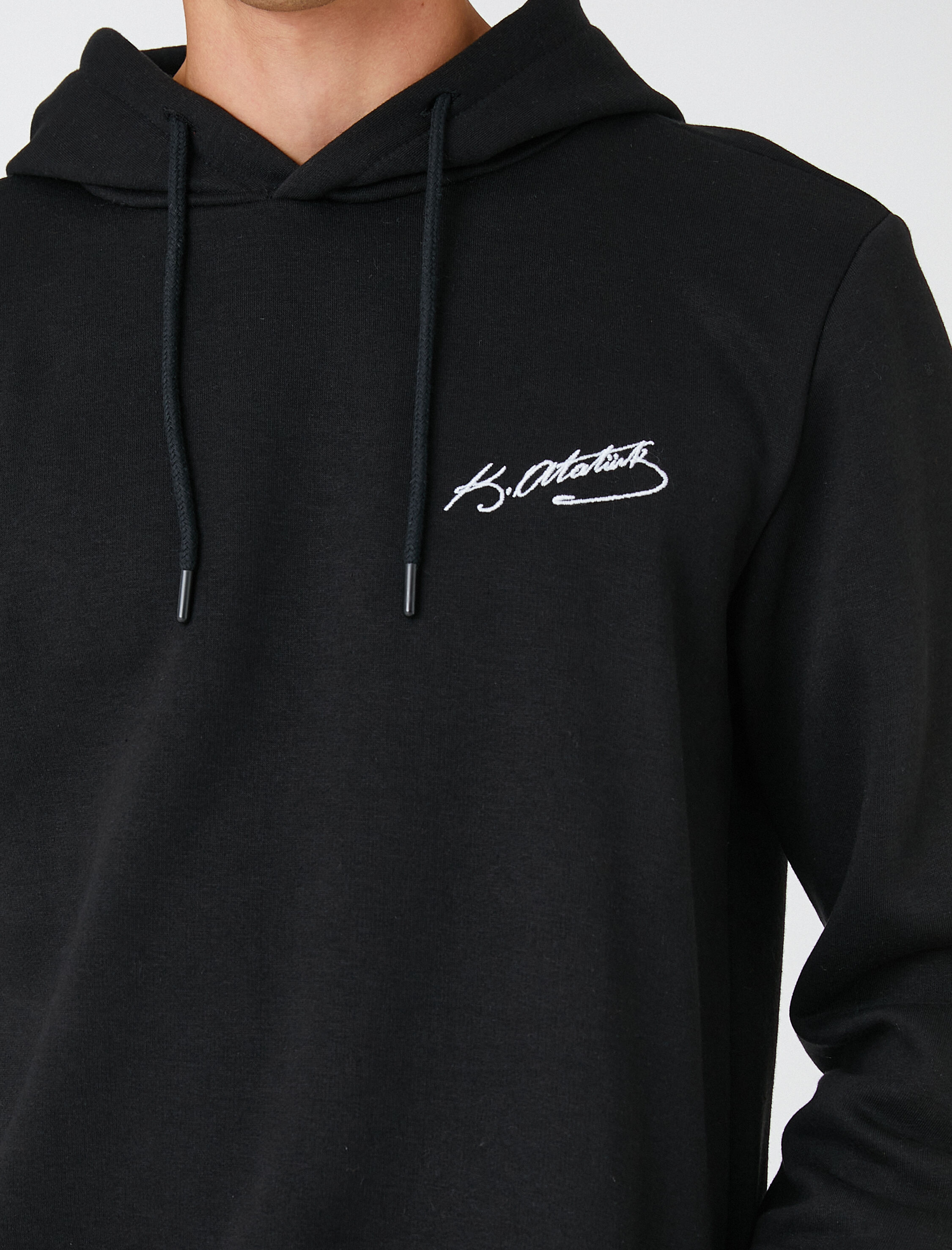   Atatürk Baskılı Kapşonlu Sweatshirt Şardonlu