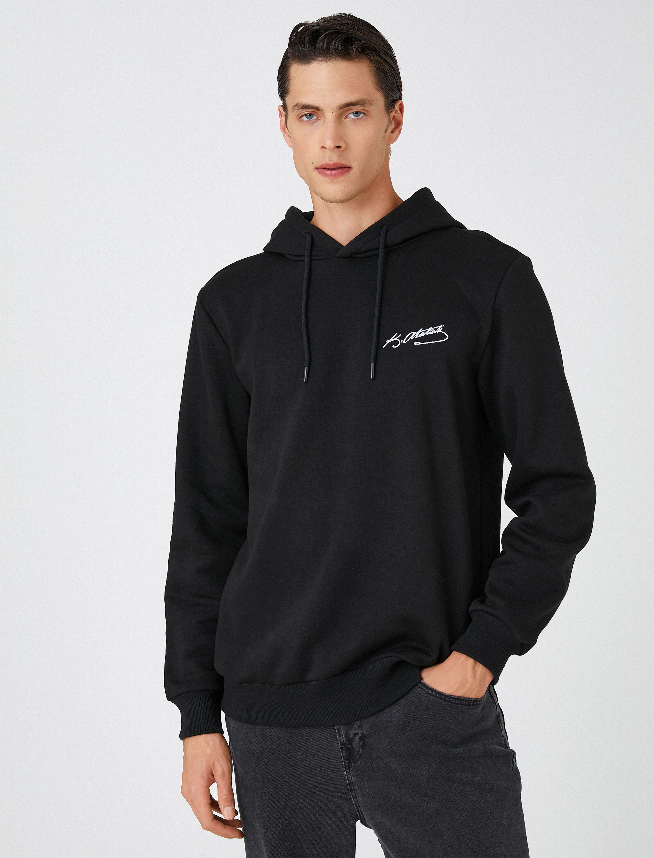   Atatürk Baskılı Kapşonlu Sweatshirt Şardonlu