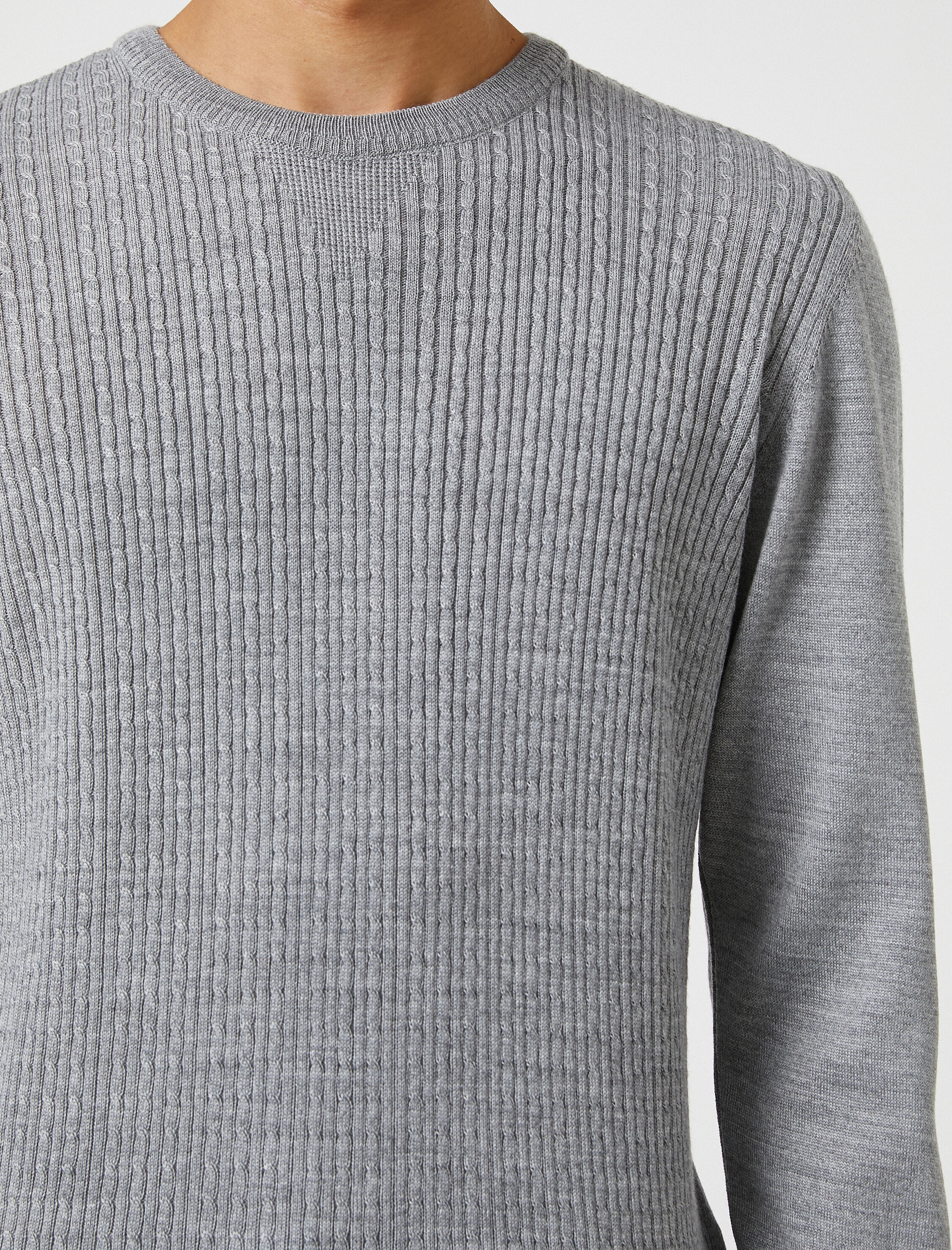   Basic Triko Kazak Örgü Detaylı Bisiklet Yaka