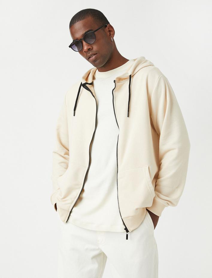  Fermuarlı Kapşonlu Sweatshirt