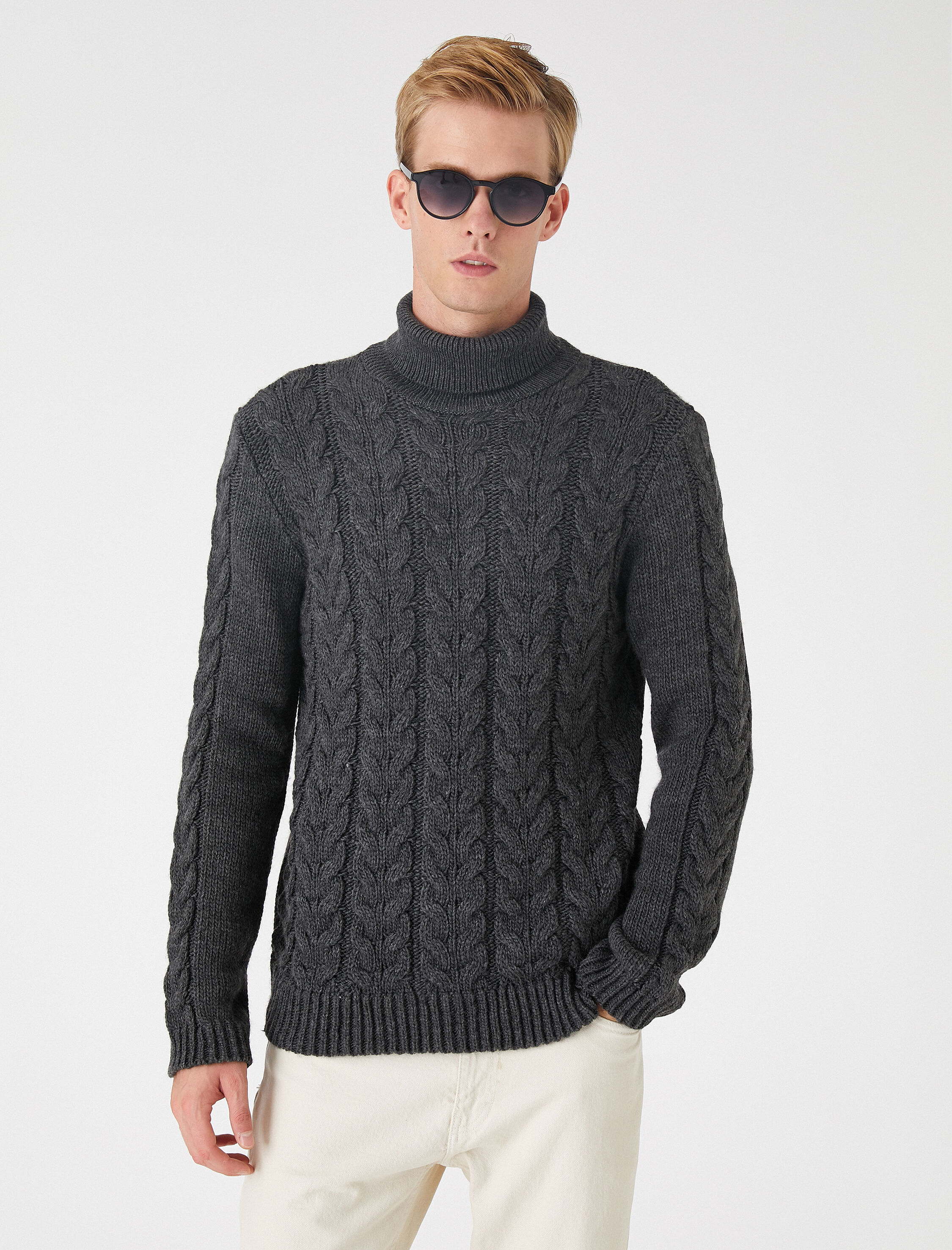   Balıkçı Yaka Kazak Örgü Detaylı