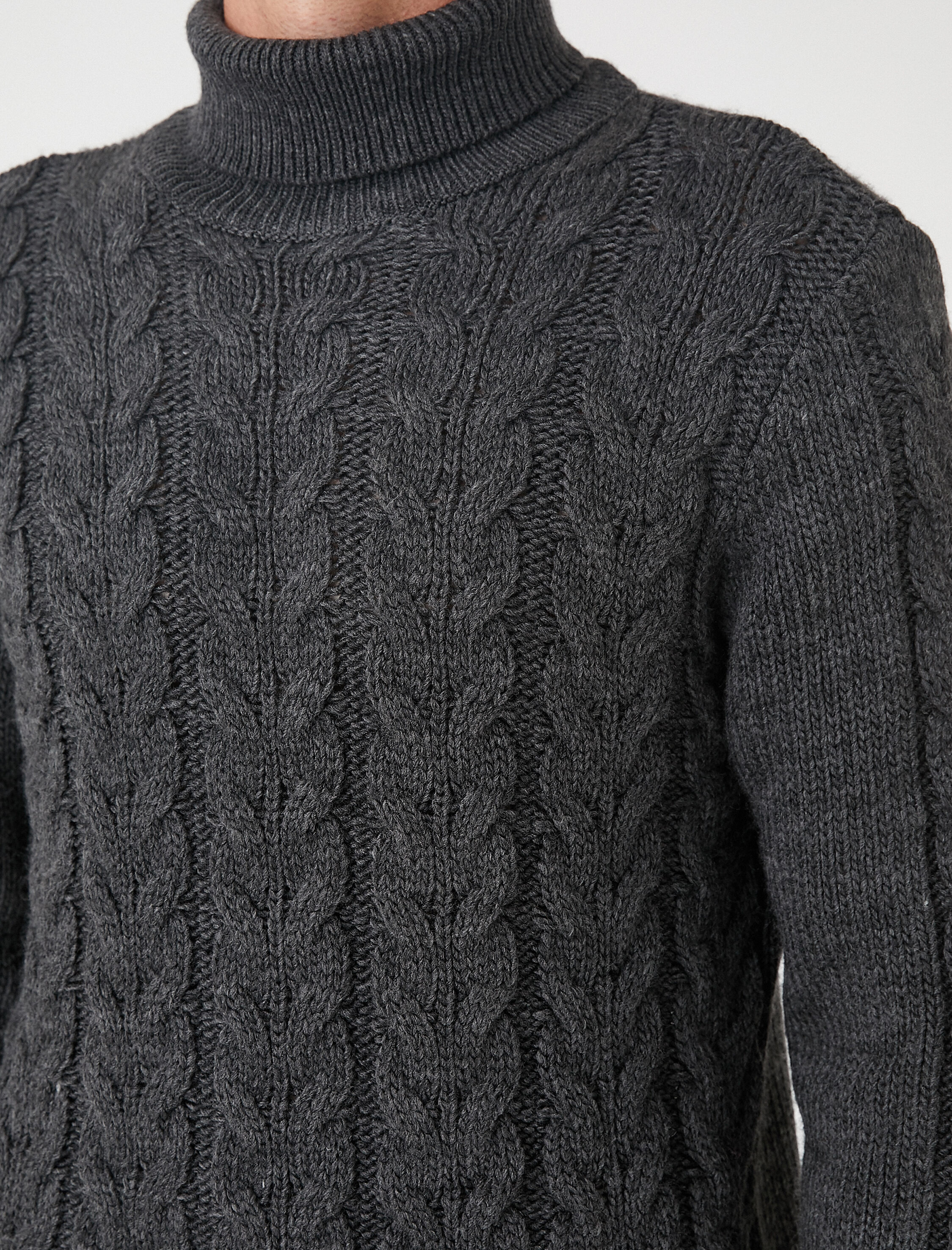   Balıkçı Yaka Kazak Örgü Detaylı