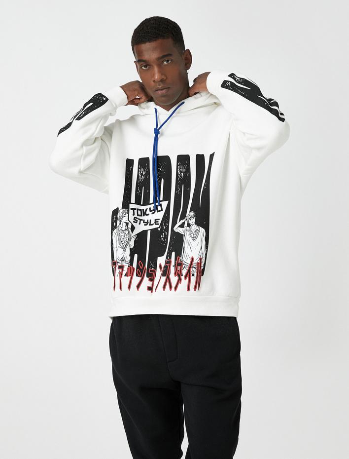  Kapşonlu Oversize Sweatshirt Uzakdoğu Baskılı Şardonlu