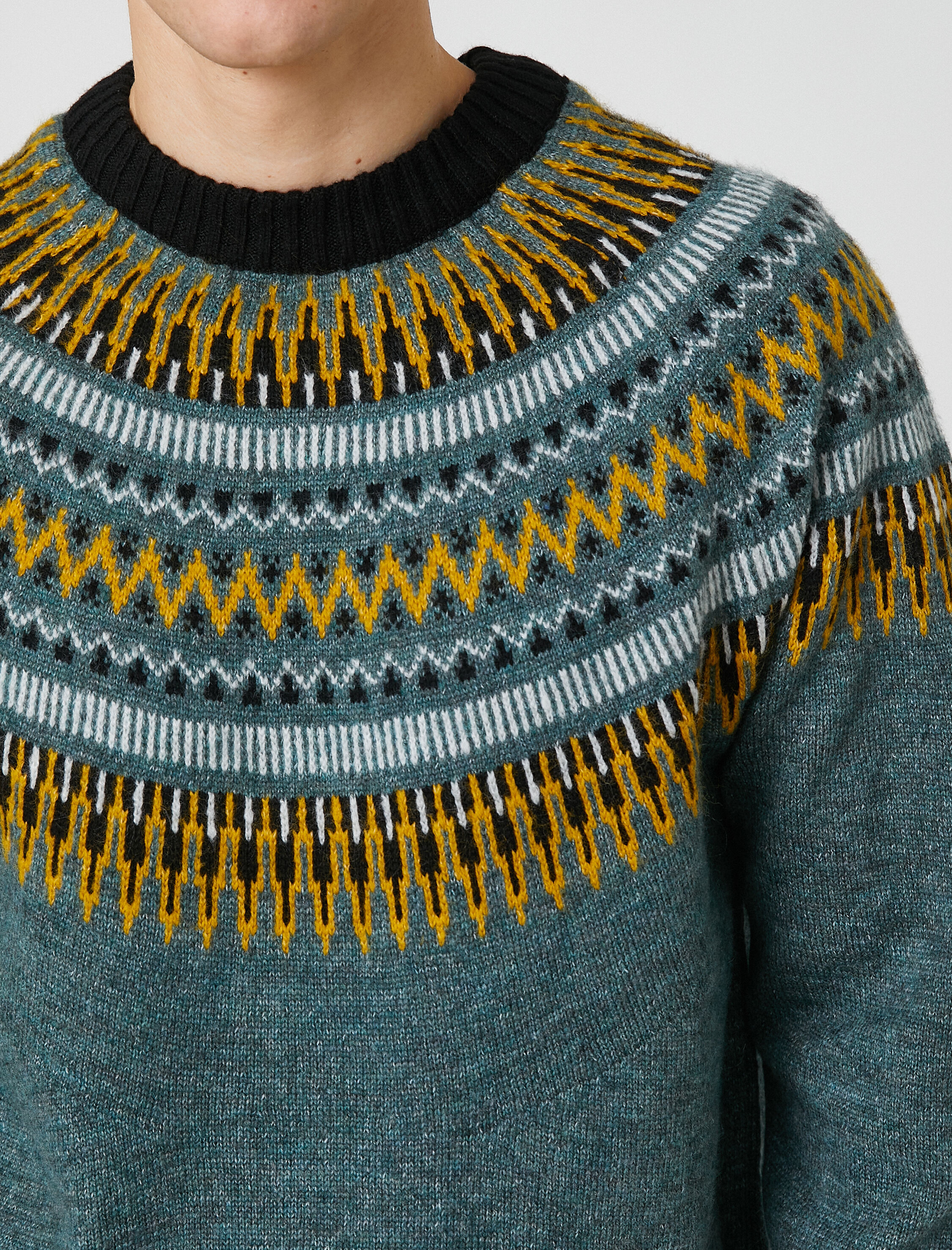 Bisiklet Yaka Kazak Etnik Detaylı