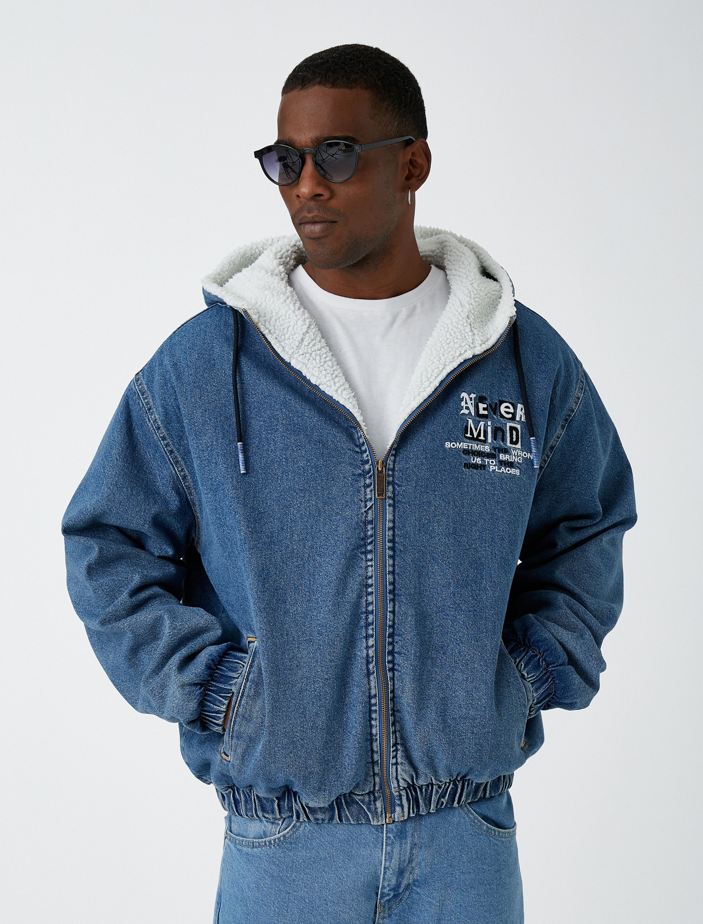   Kapşonlu Kot Ceket Slogan Baskılı