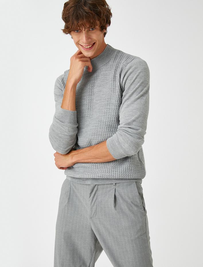  Basic Triko Kazak Yarım Balıkçı Yaka