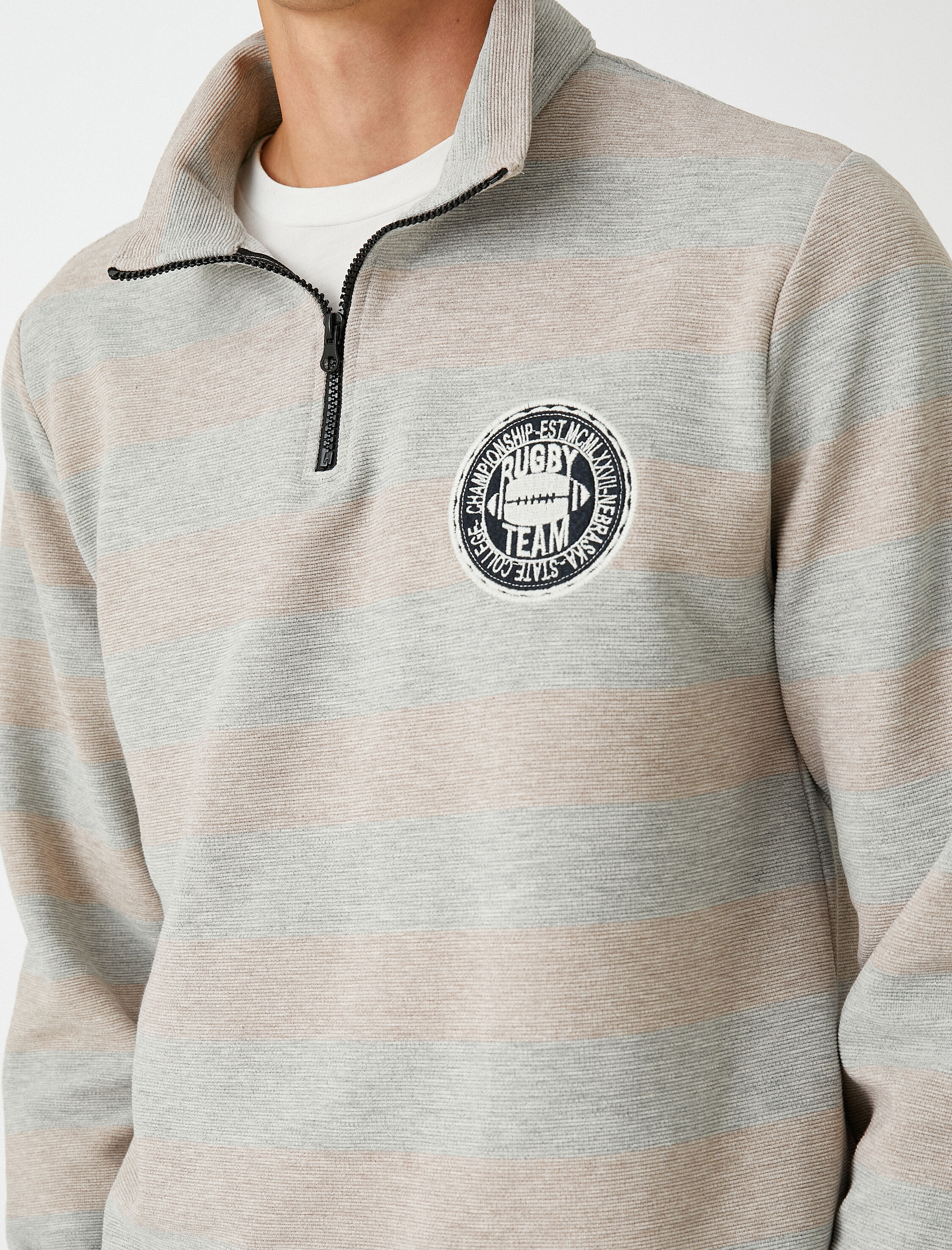   Kolej Sweatshirt Şardonlu Dik Yaka Fermuar Detaylı Renk Bloklu