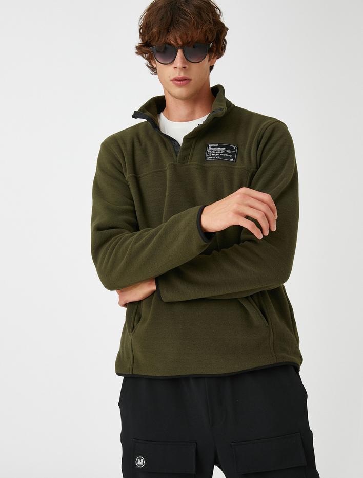  Polar Sweatshirt Polo Yaka Baskı Detaylı