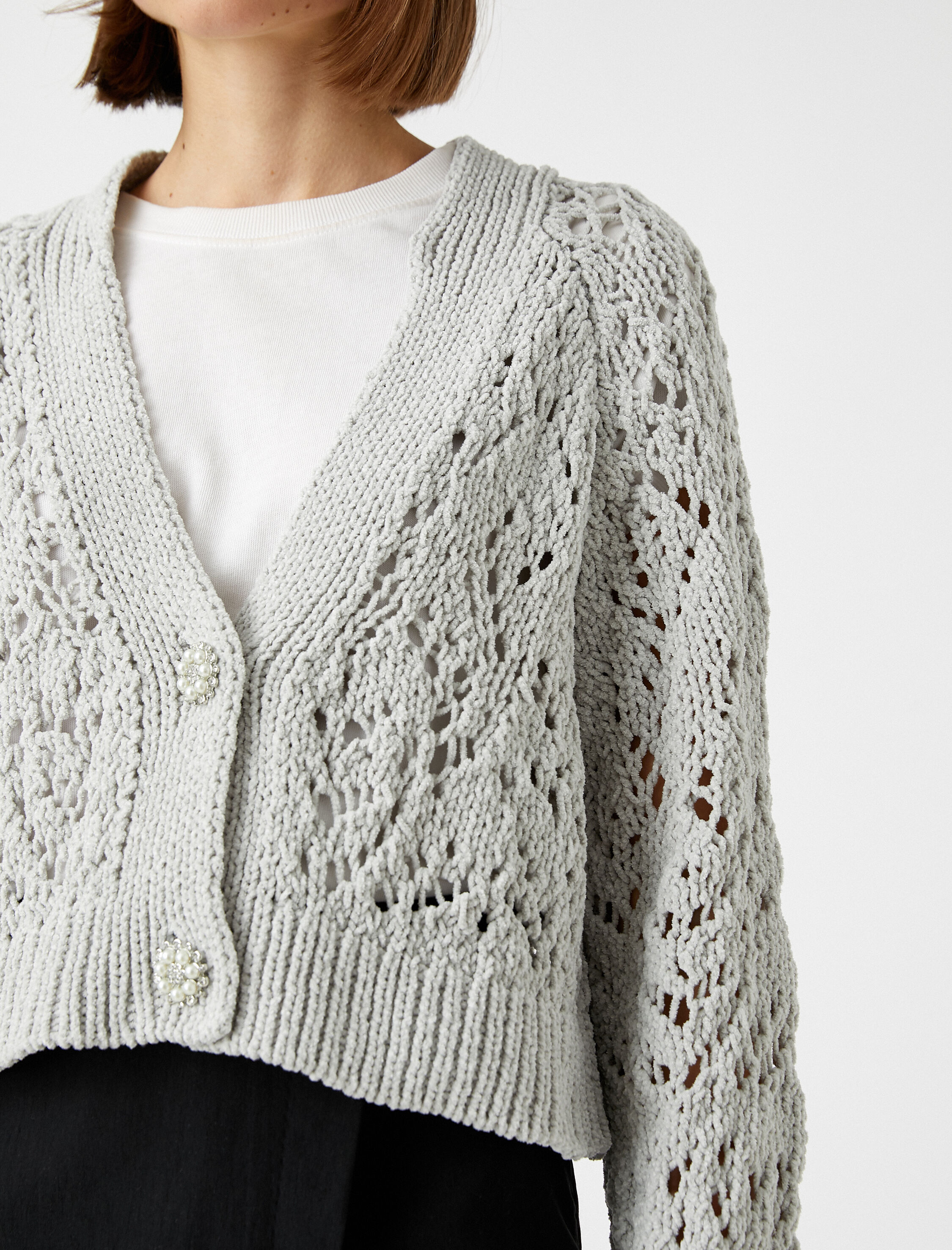   Crop Hırka Ajurlu İnci Düğme Detaylı Uzun Kollu