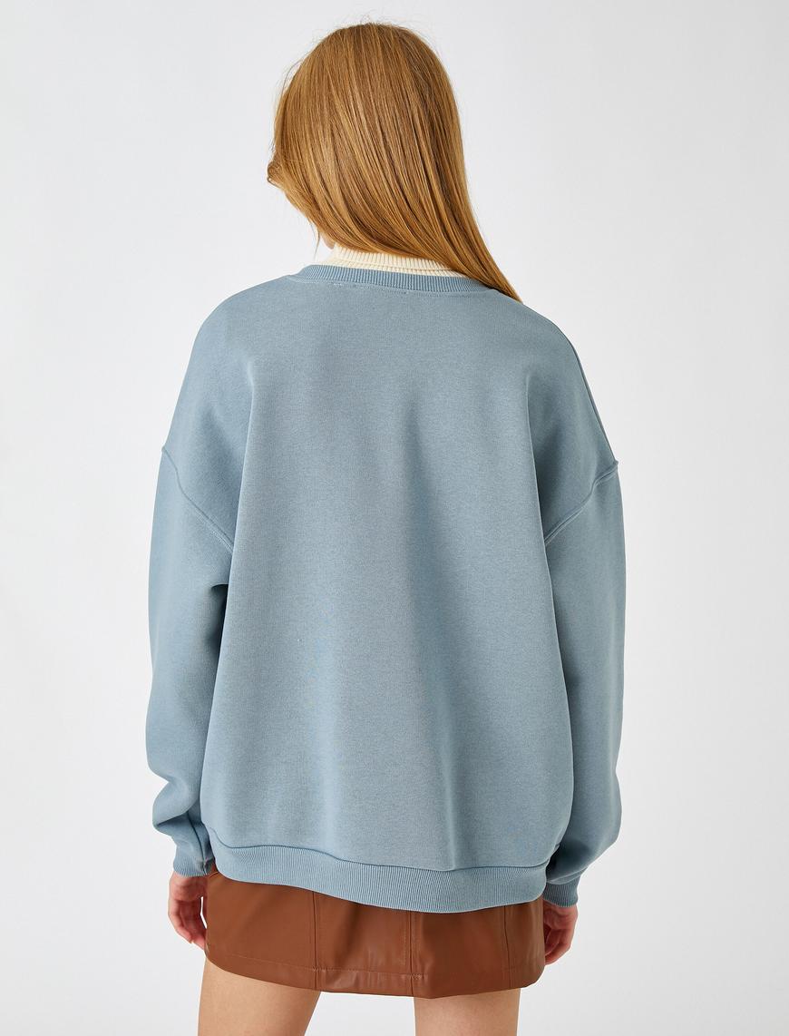   Oversize Sweatshirt Dik Yaka Baskılı İçi Polarlı