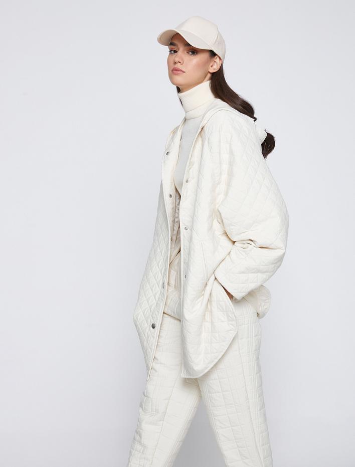  Kapüşonlu Kapitone Anorak Cepli