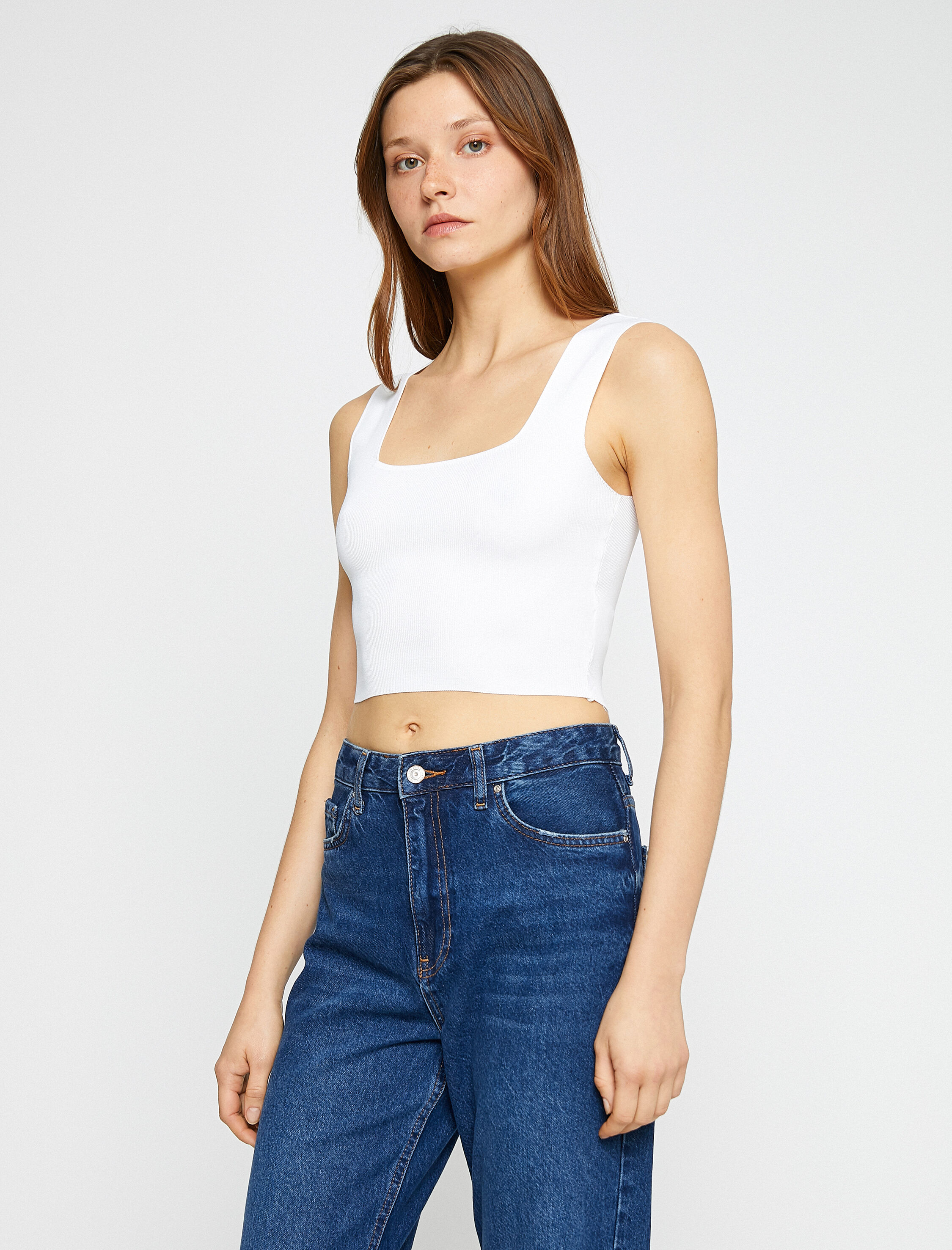   Crop Atlet Kalın Askılı Kare Yaka