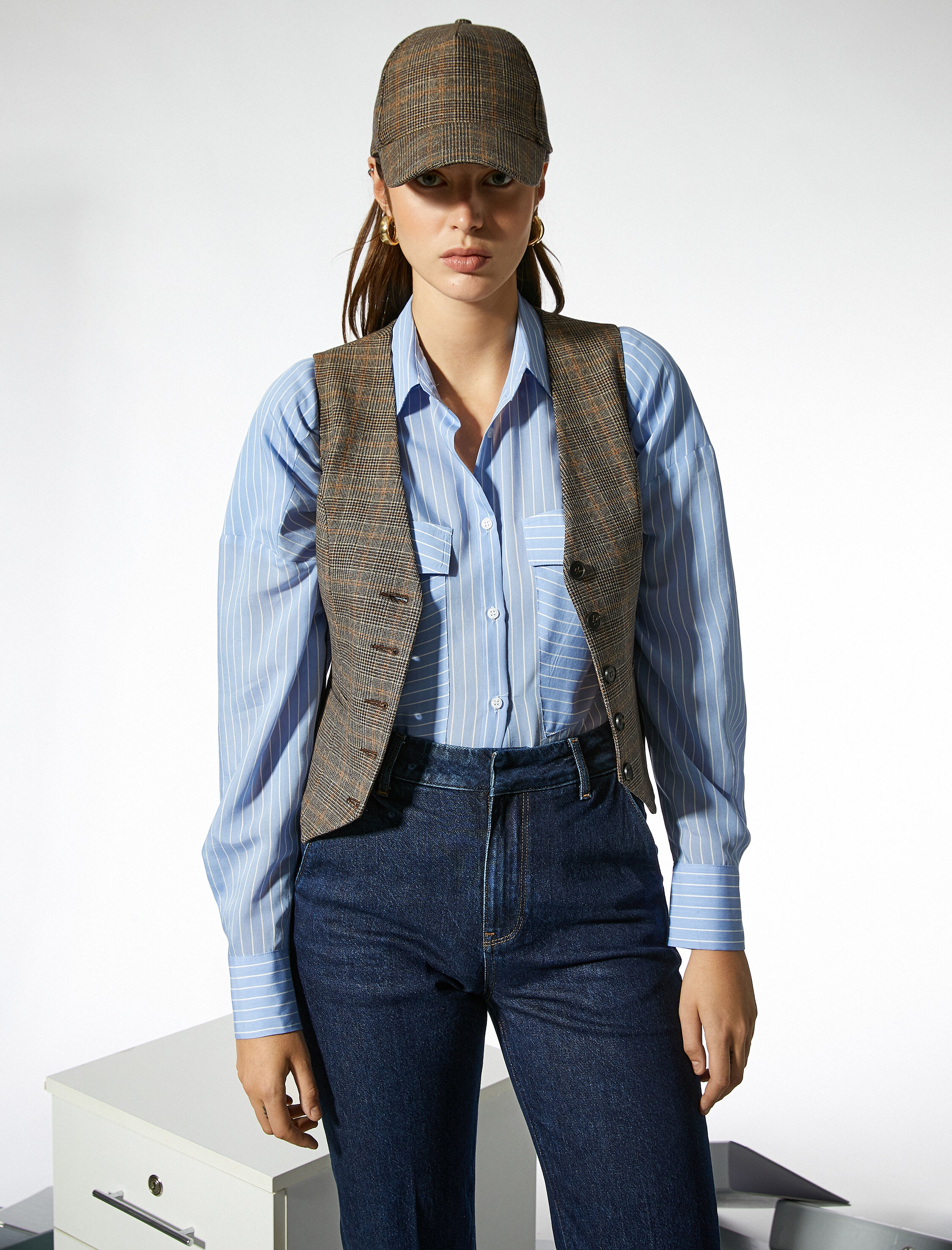   Ekoseli Düğmeli Crop Yelek