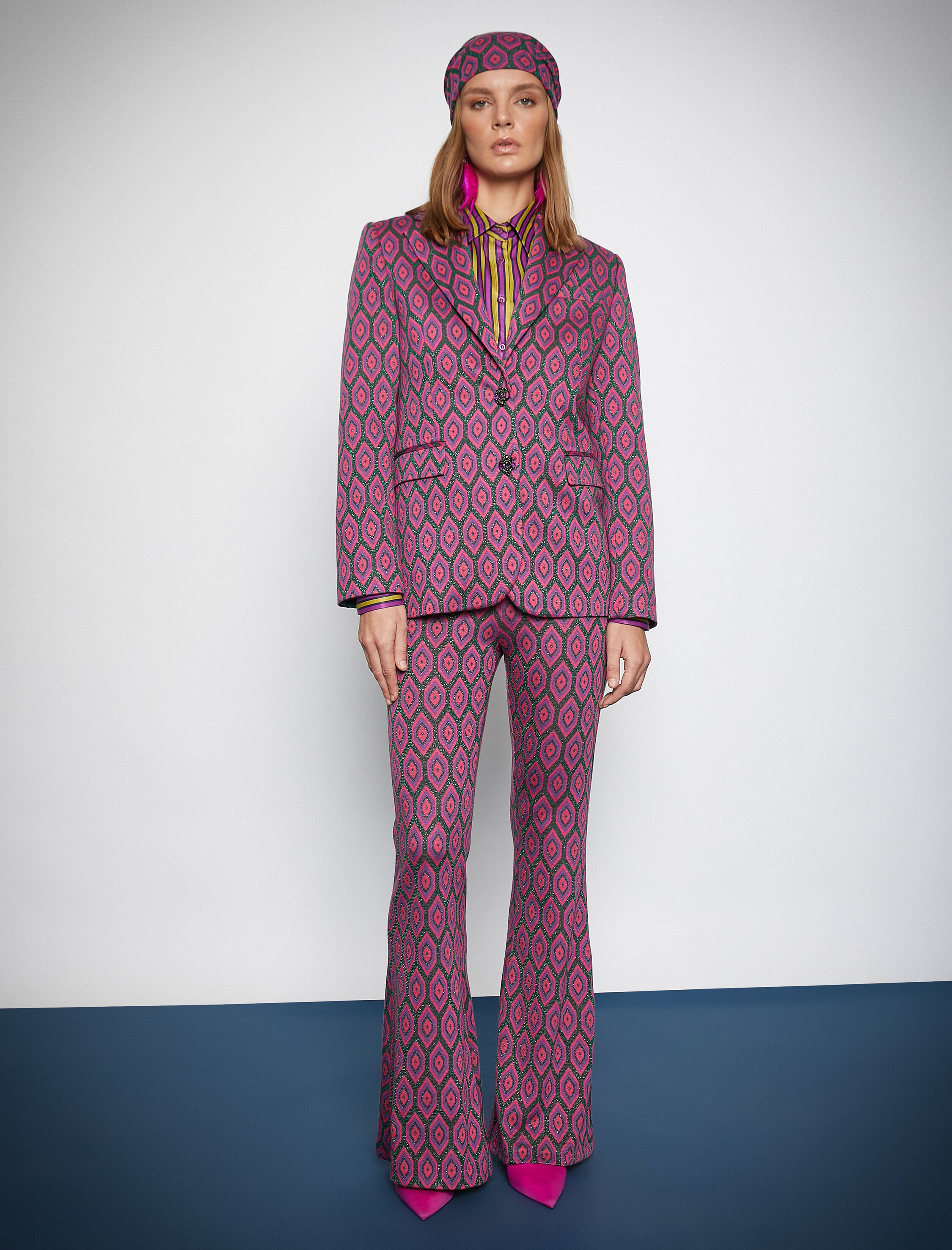   Melis Ağazat X Koton - Taşlı Düğmeli Desenli Blazer Ceket