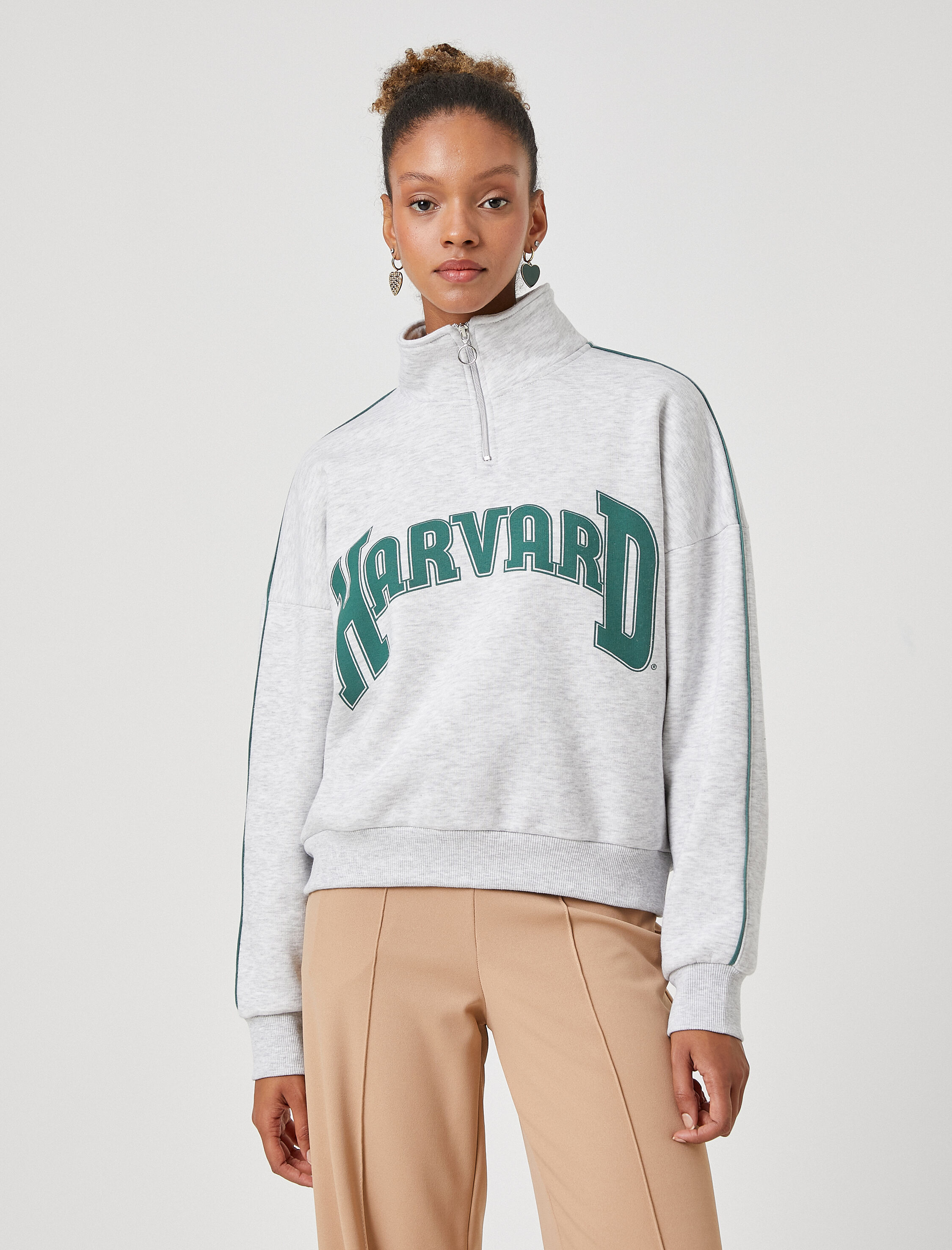   Şardonlu Oversize Sweatshirt Harvard Lisanslı Dik Yaka Fermuarlı