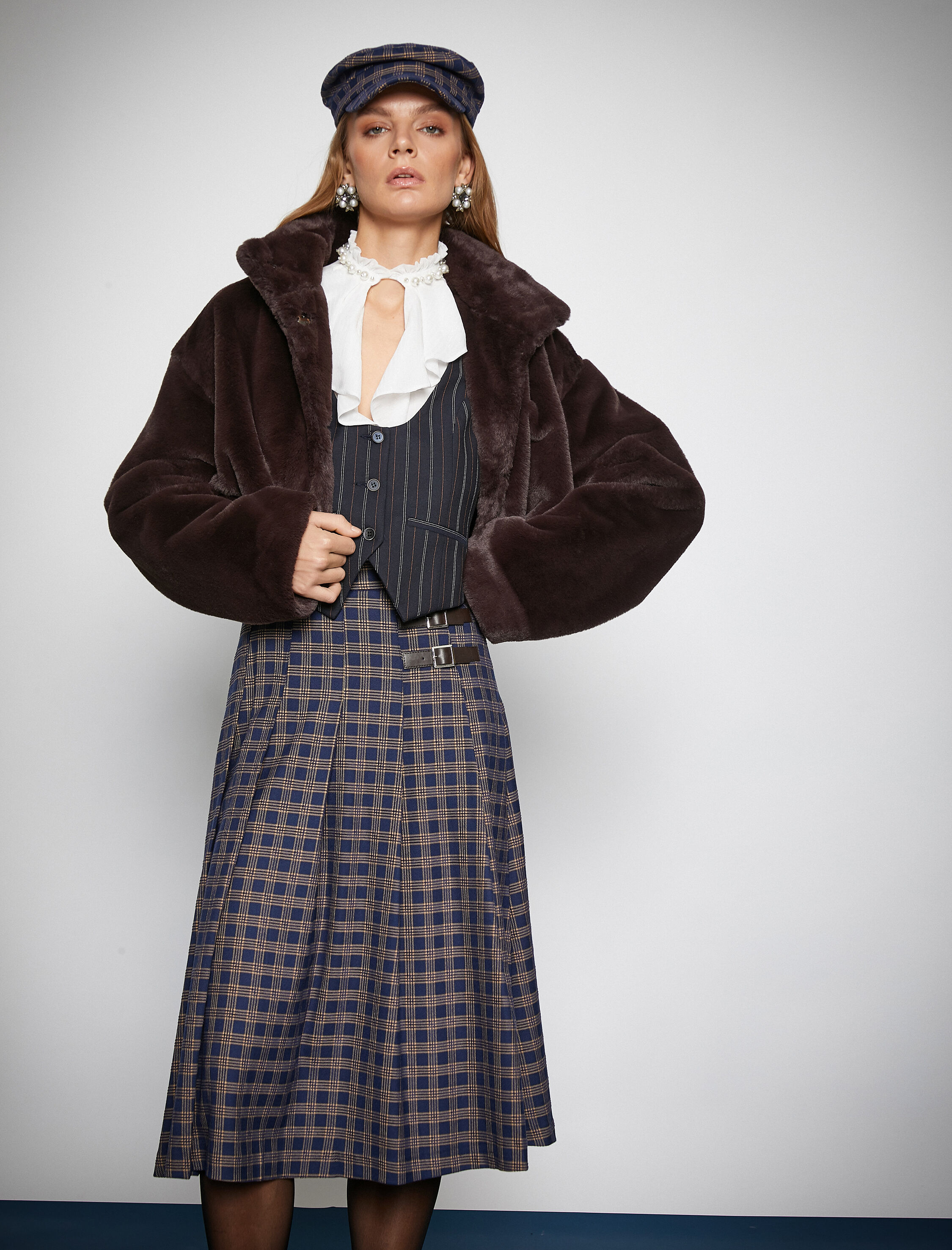   Melis Ağazat X Koton - Crop Peluş Kaban