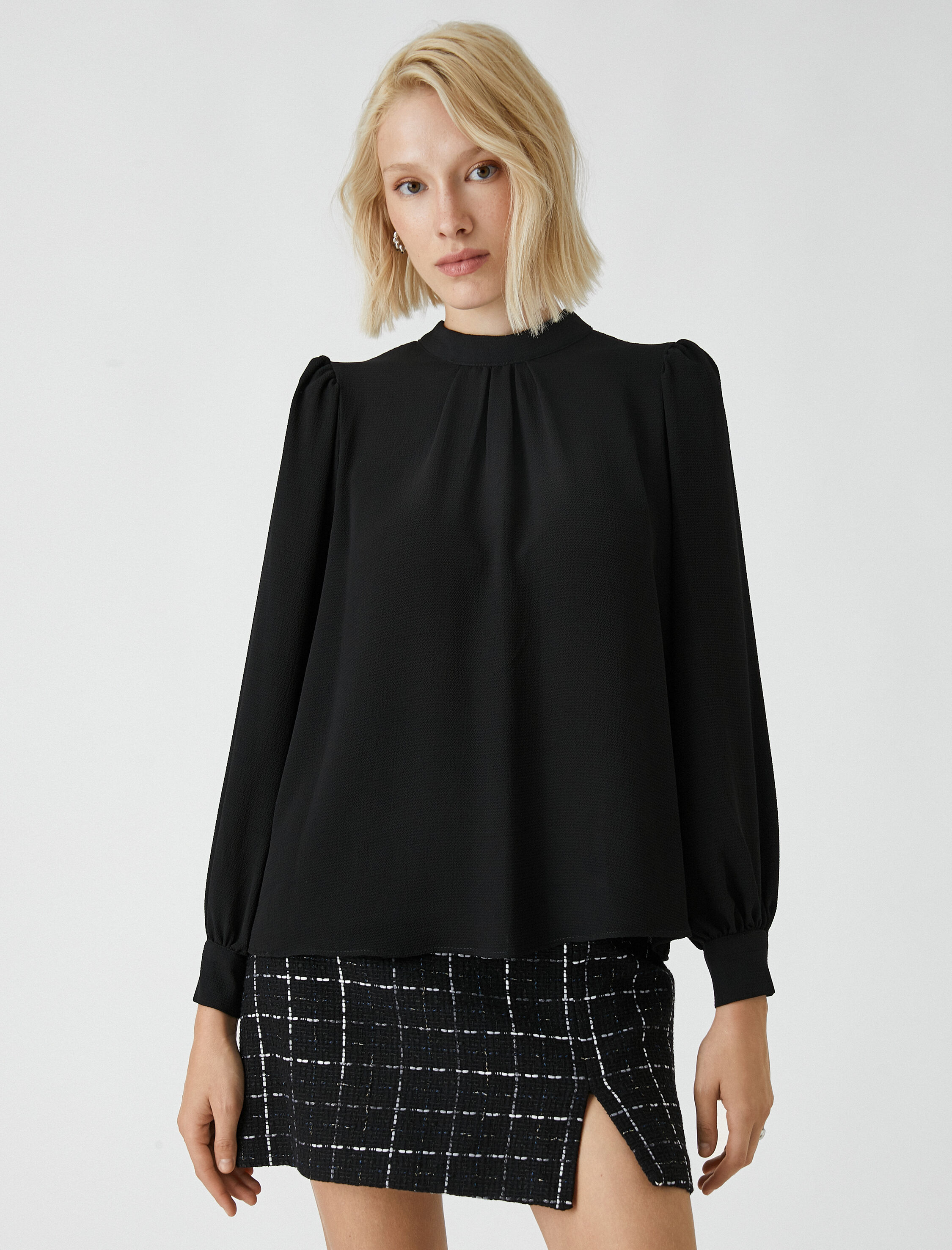   Dik Yaka Bluz Balon Kollu