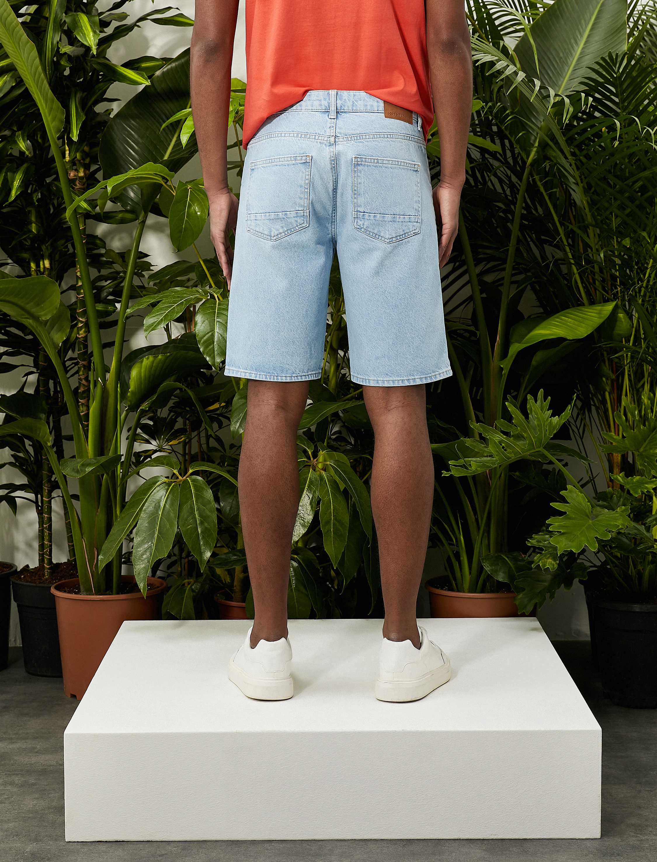   Oversize Yırtık Kot Şort Cep Detaylı Düğmeli Pamuklu