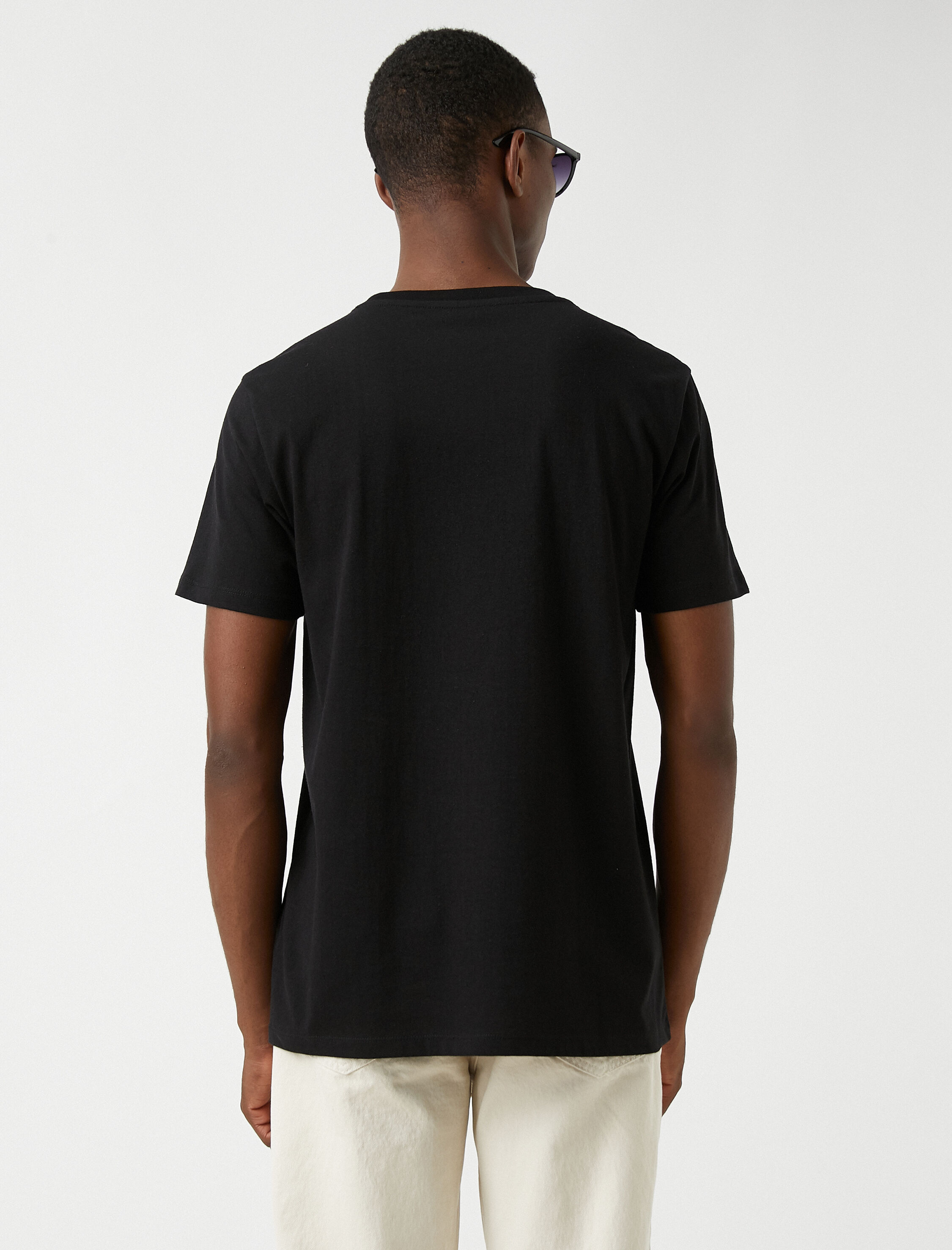   Basic Tişört Slim Fit Bisiklet Yaka