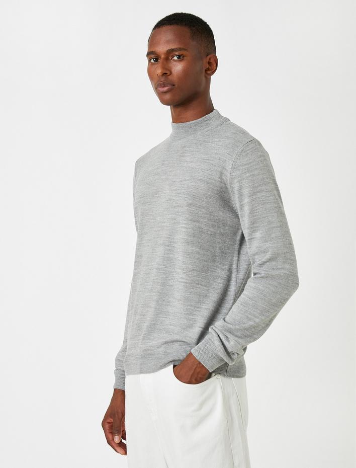  Basic Triko Kazak Yarım Balıkçı Yaka