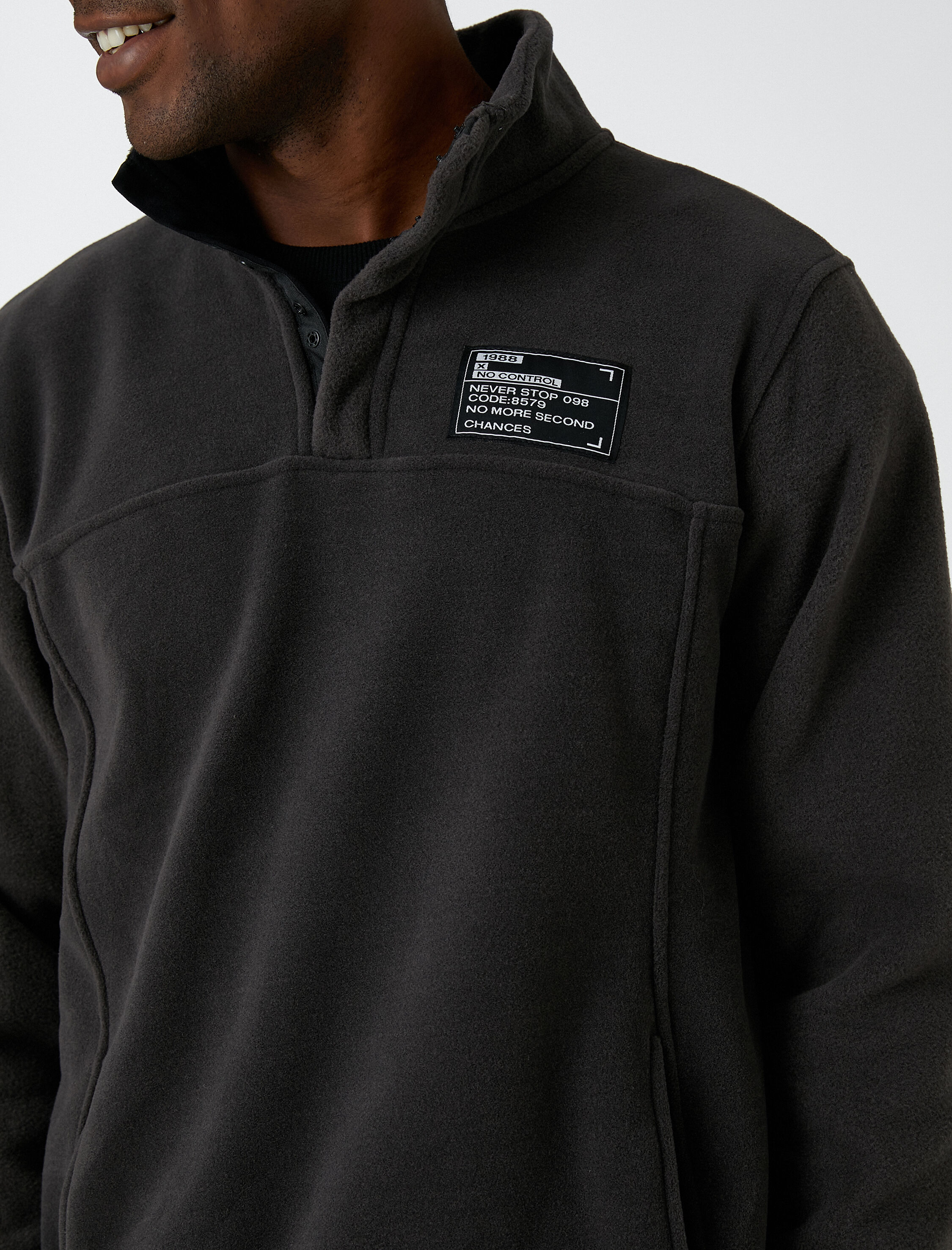 Polar Sweatshirt Polo Yaka Baskı Detaylı